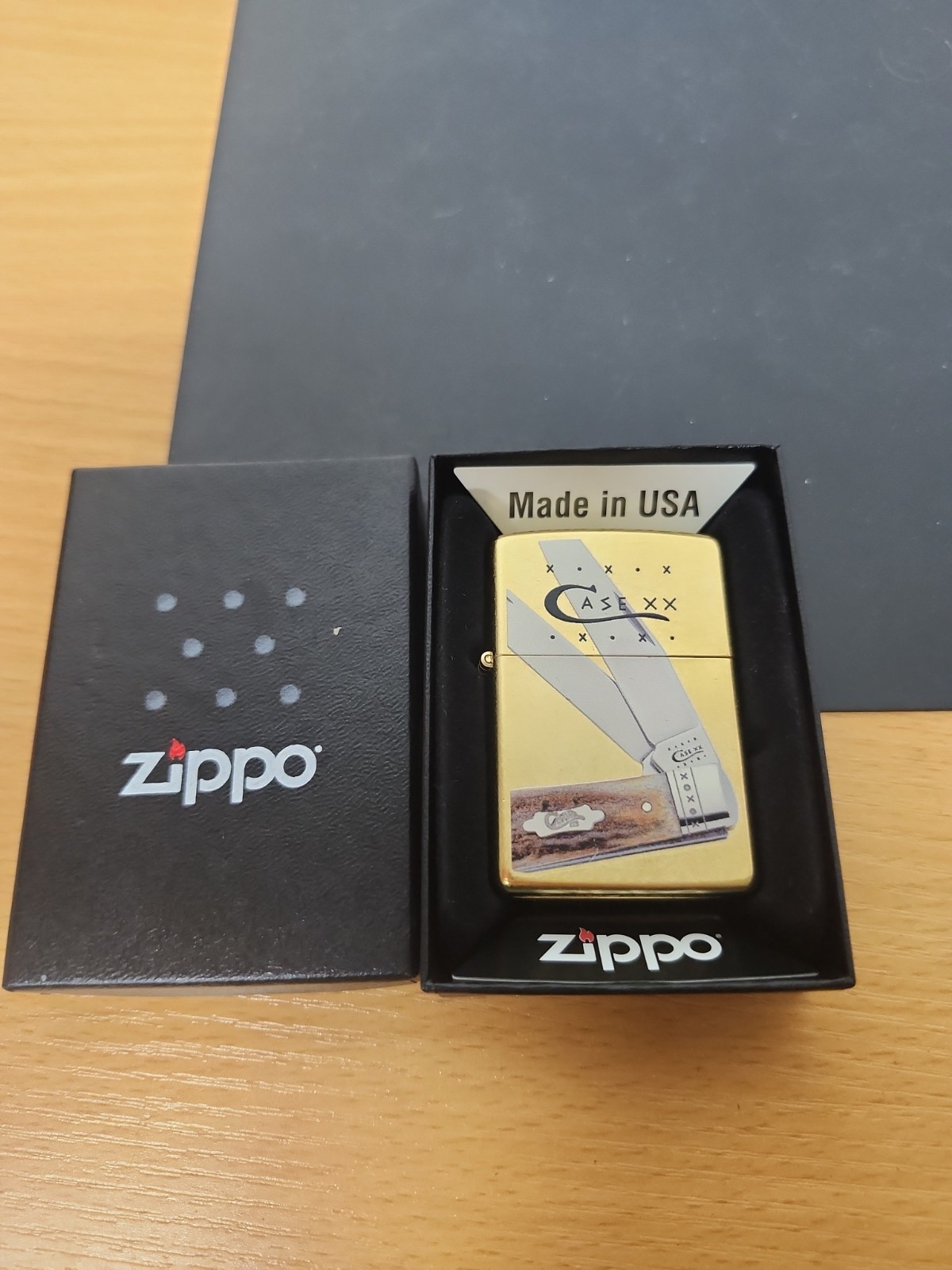 2010 Case Knife Zippo New 2010 Case Knife Zippo New