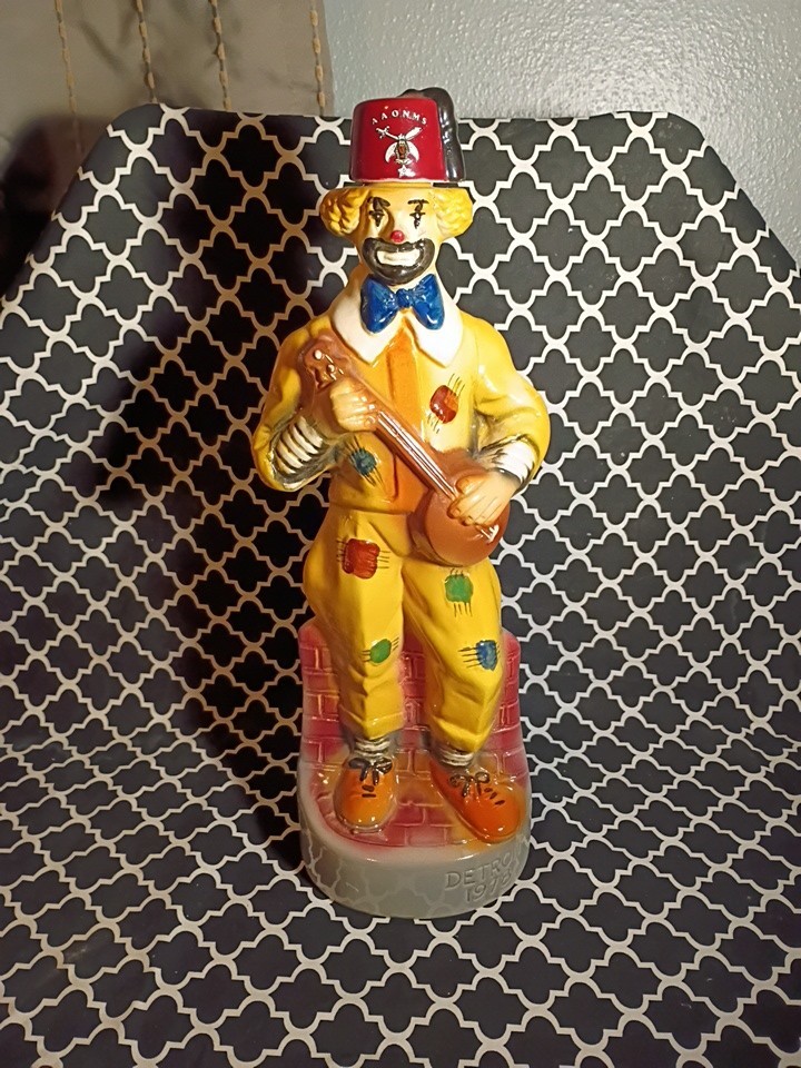 Vintage Ezra Brooks Clown Decanter Shrine National Convention 104 Detroit 1978