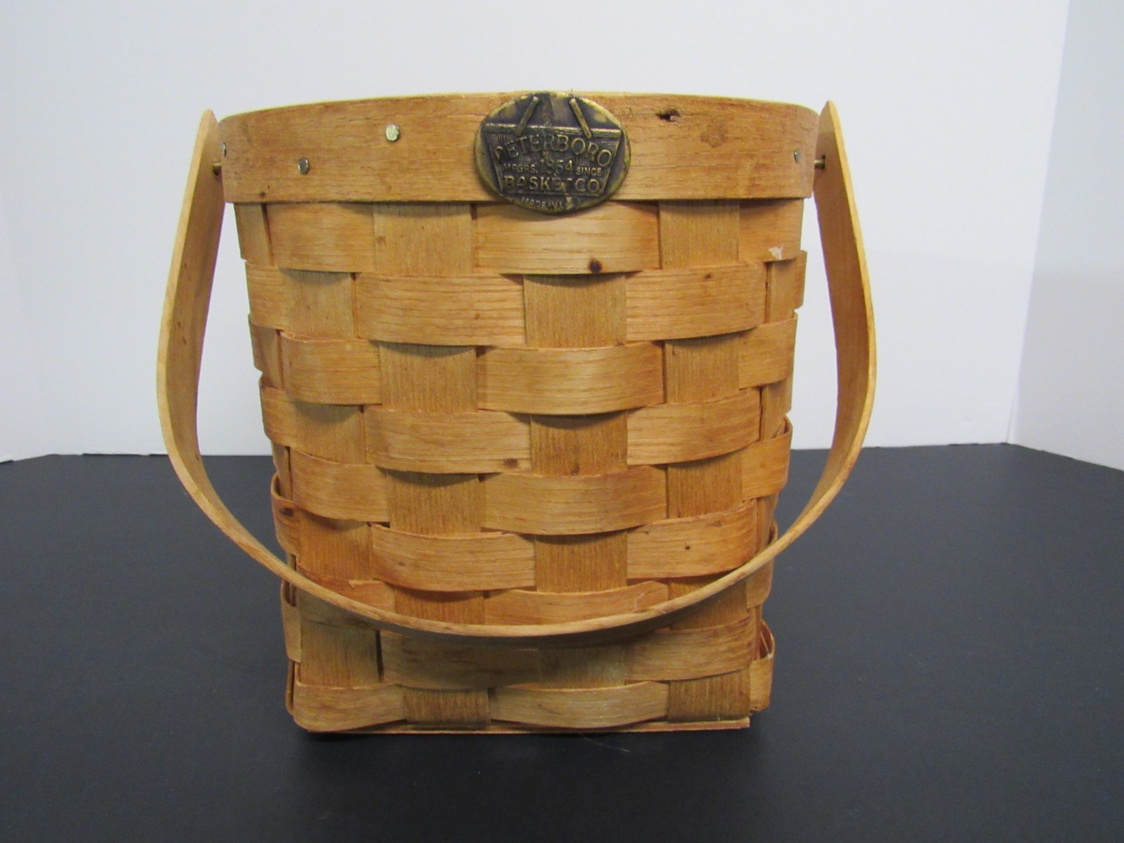 Peterboro Basket Co. Woven Wooden Round 7\ Peterboro Basket Co. Woven Wooden Round 7\