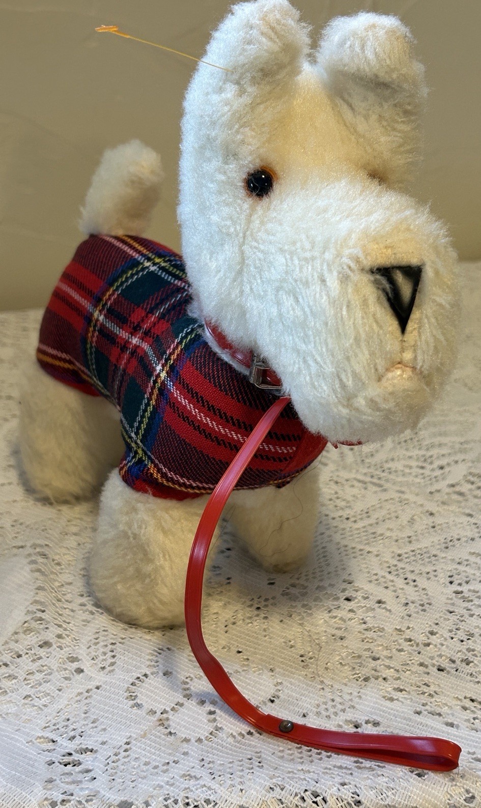 VERY RARE 1950’s WENDY BOSTON Scottish Westie  Terrier  Dog With Leash. 9x9”.