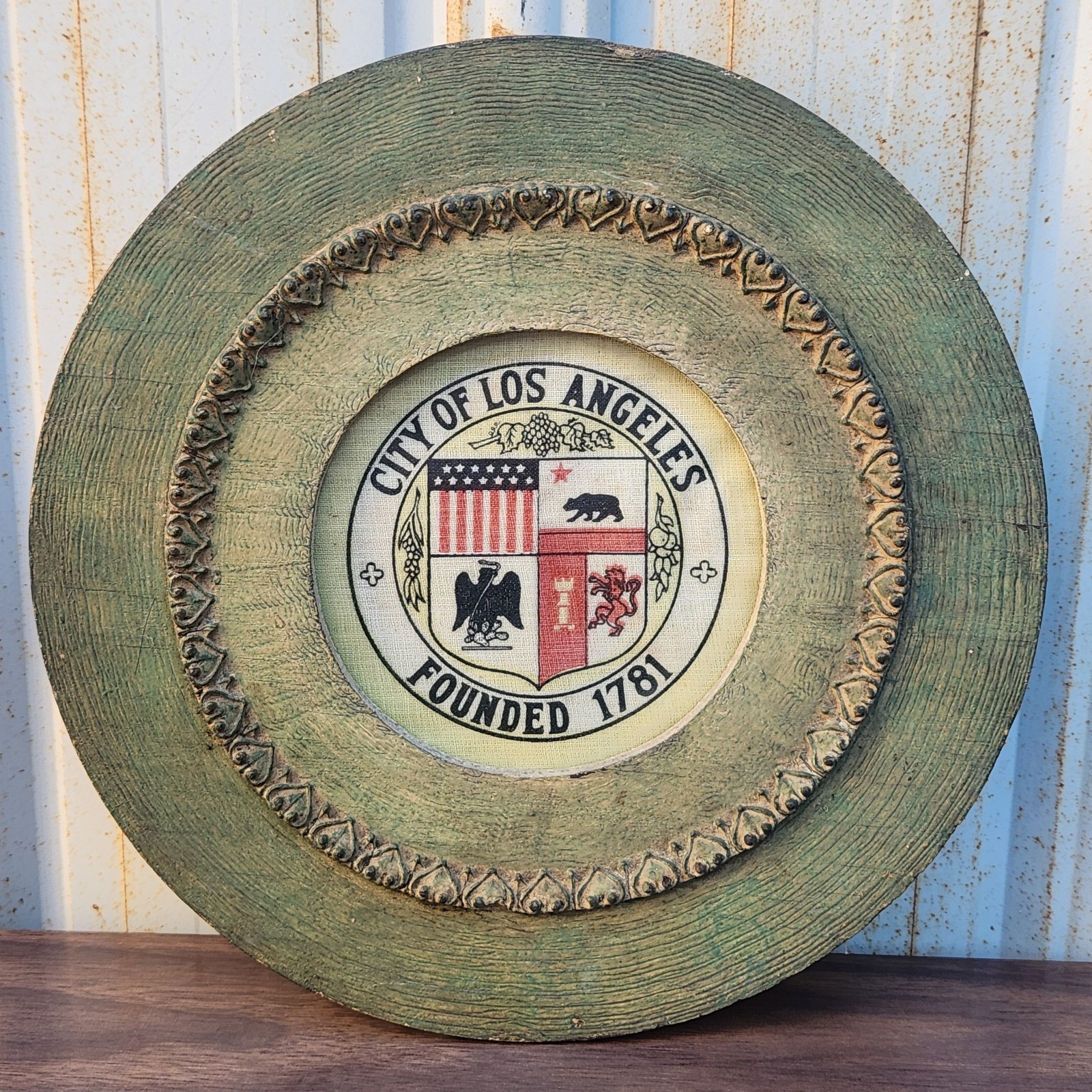Vintage Round Decorative Wooden Wall Hanging w/ Cloth Seal of Los Angeles Green Vintage Round Decorative Wooden Wall Hanging w/ Cloth Seal of Los Angeles Green