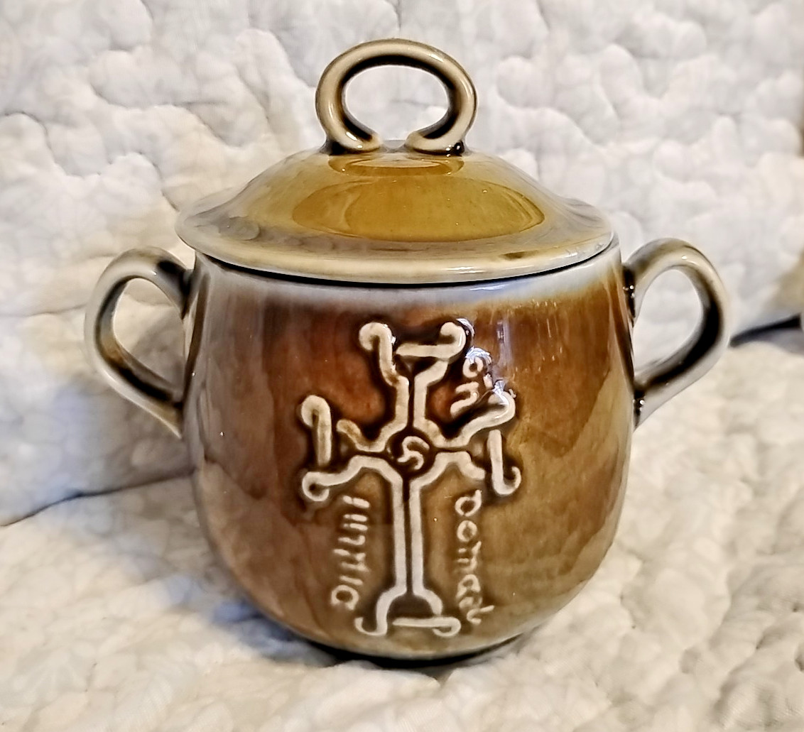Celtic Cross Irish Porcelain WADE Ireland RARE Onion Soup Bowl Lid
