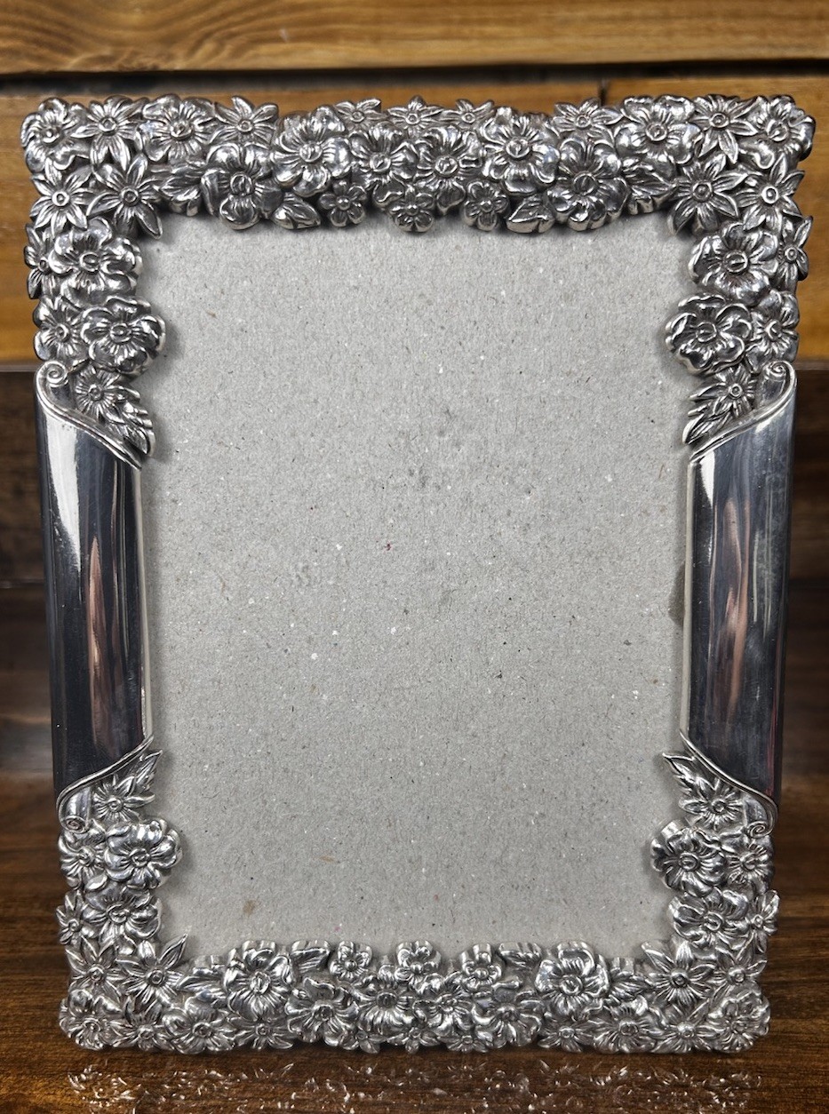 Vintage Brighton Picture Frame Silver Floral 5x7 Decorative Photo Frames Vintage Brighton Picture Frame Silver Floral 5x7 Decorative Photo Frames