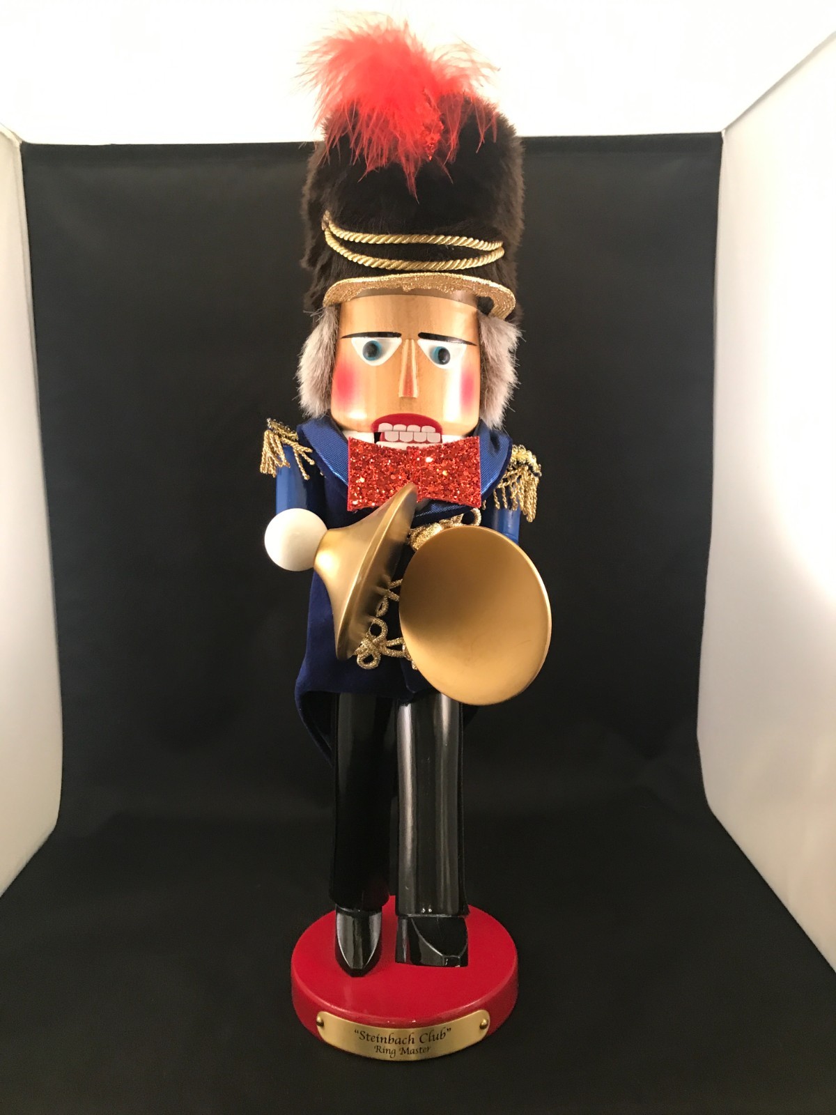 2004 Steinbach Ringmaster Nutcracker S1798 Steinbach Club Piece Signed w/ Box