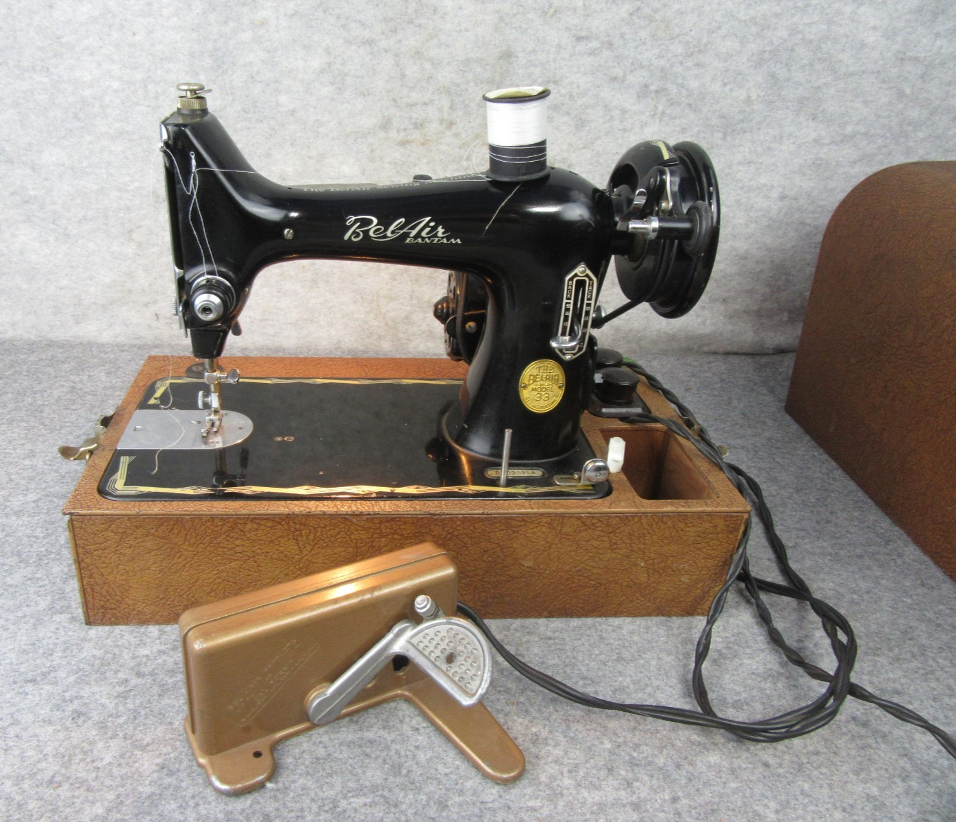 Vintage Occupied Japan Bel-Air Bantam Model 33 Portable Sewing Machine & Case Vintage Occupied Japan Bel-Air Bantam Model 33 Portable Sewing Machine & Case