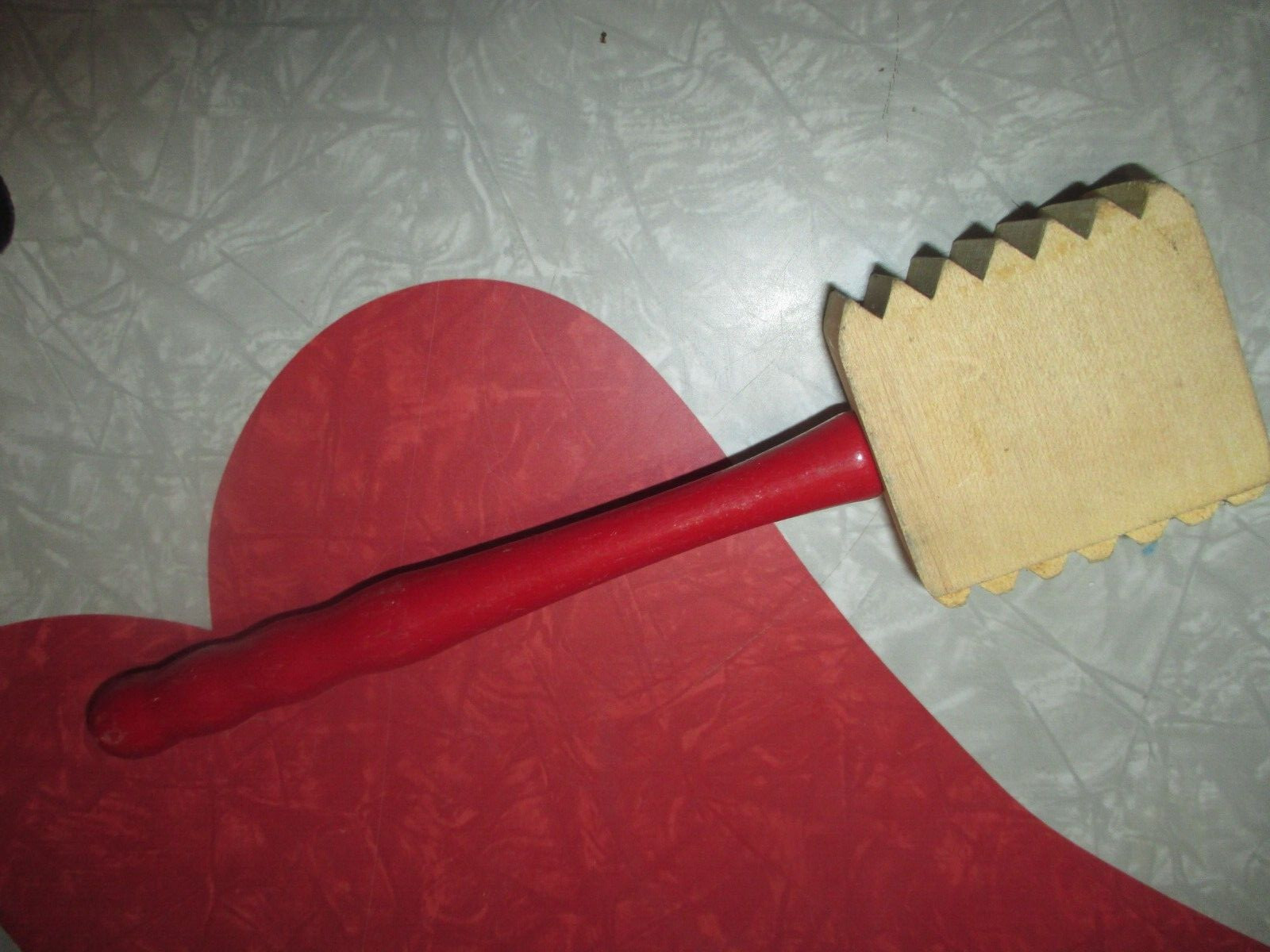 MCM  PRE-OWNED Vintage WOODEN MEAT TENDERIZER w/RED Wooden HANDLE - 1950\'s