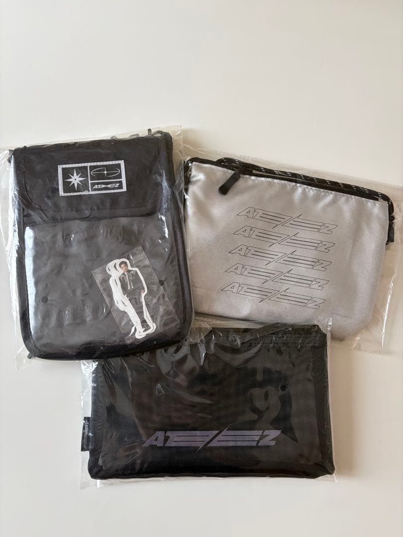 ATEEZ mini bag pouch set with stickers unsealed K-pop fan merchandise ATEEZ mini bag pouch set with stickers unsealed K-pop fan merchandise