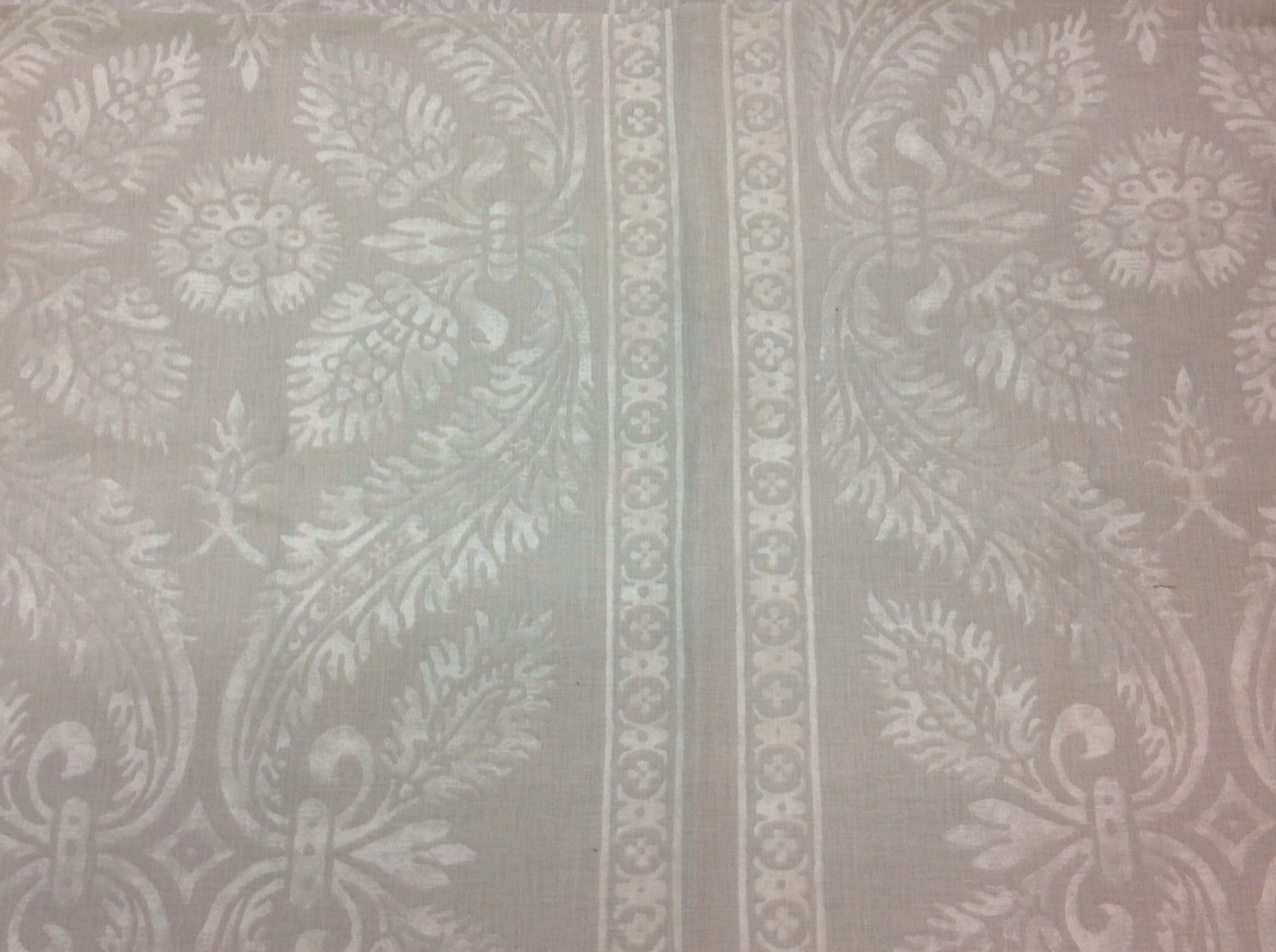 Vervain Fabric- 100% Linen Damask Scroll- Chapelle/Linen- REMNANT (46\ Vervain Fabric- 100% Linen Damask Scroll- Chapelle/Linen- REMNANT (46\