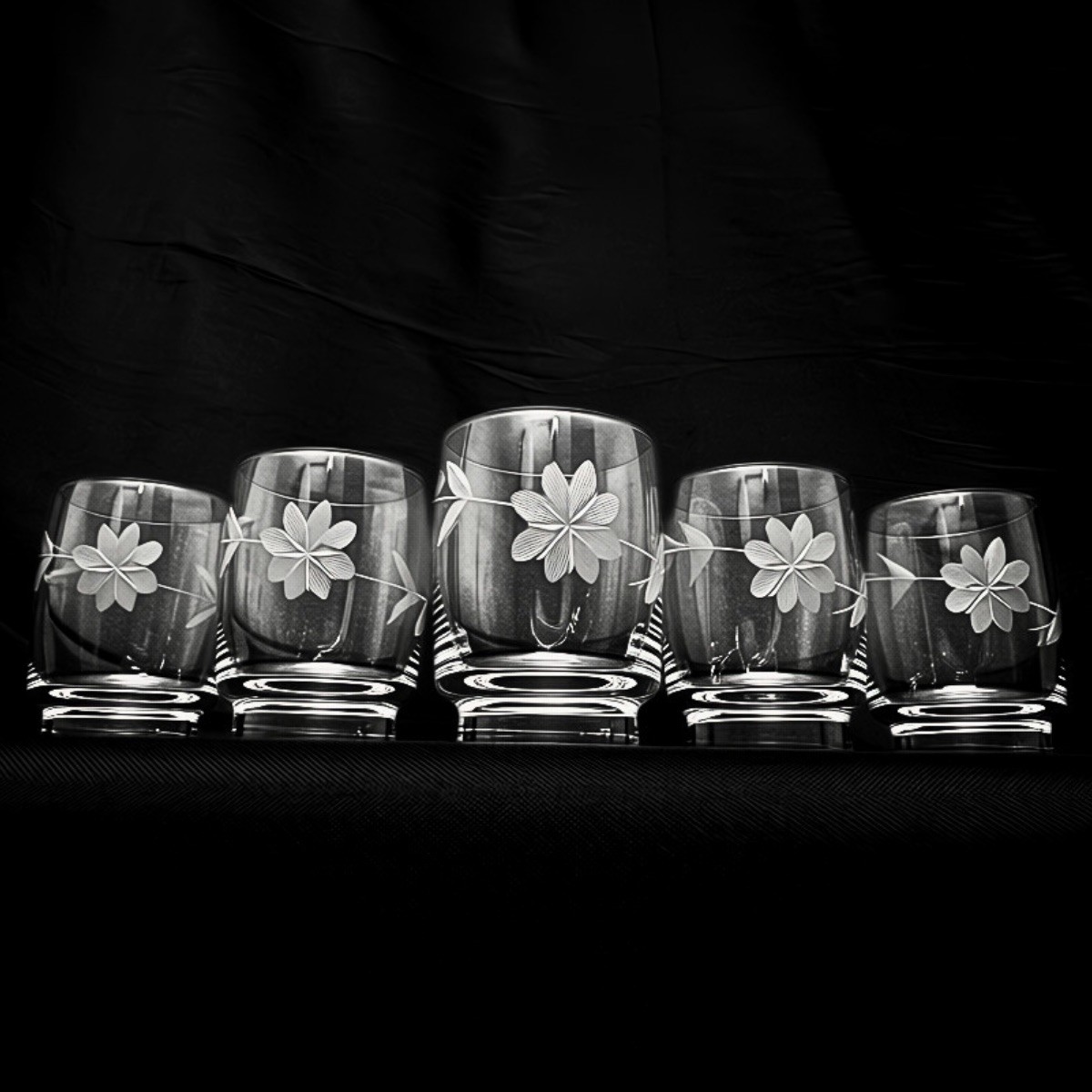 SET of 5 Kristall Mundgeblasen Lausitzer Glas RARE Crystal Glasses Made in GDR 