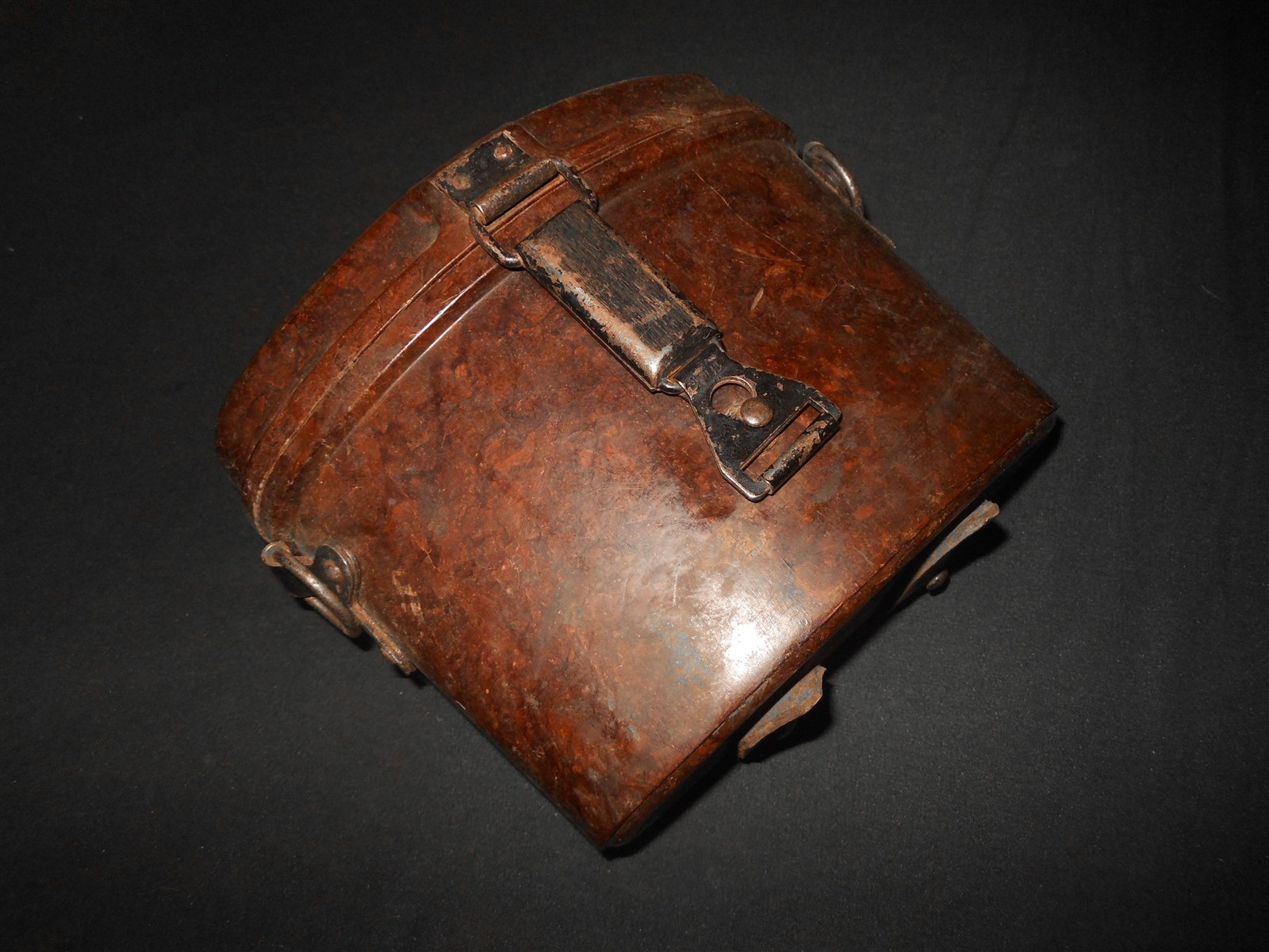 WW2 German Wehrmacht - 6x30 BROWN BAKELITE BINOCULAR CASE - VERY NICE WW2 German Wehrmacht - 6x30 BROWN BAKELITE BINOCULAR CASE - VERY NICE