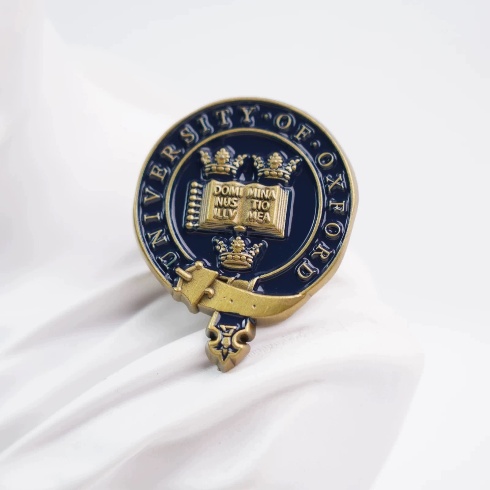 University of Oxford Enamel Pin Badge | Oxford Logo Tin Alloy Lapel Pin University of Oxford Enamel Pin Badge | Oxford Logo Tin Alloy Lapel Pin