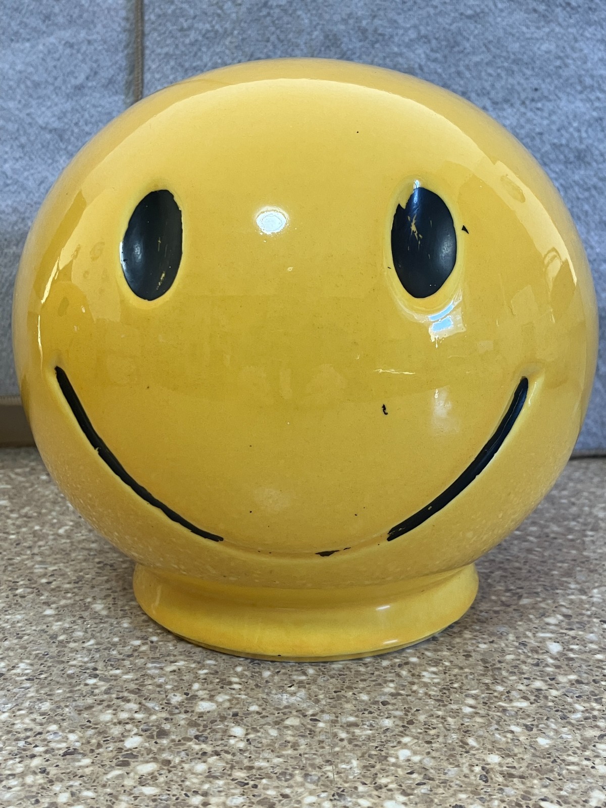 Vintage 1970's McCoy Pottery USA Yellow Smiley Happy Face Bank NO STOPPER Vintage 1970's McCoy Pottery USA Yellow Smiley Happy Face Bank NO STOPPER