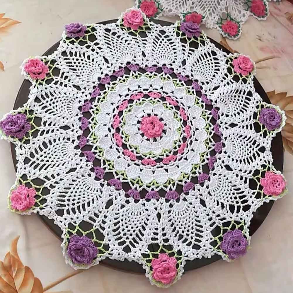 20in Vintage Hand Crochet Flower Doily Round Cotton Lace Table Cover Topper Mat