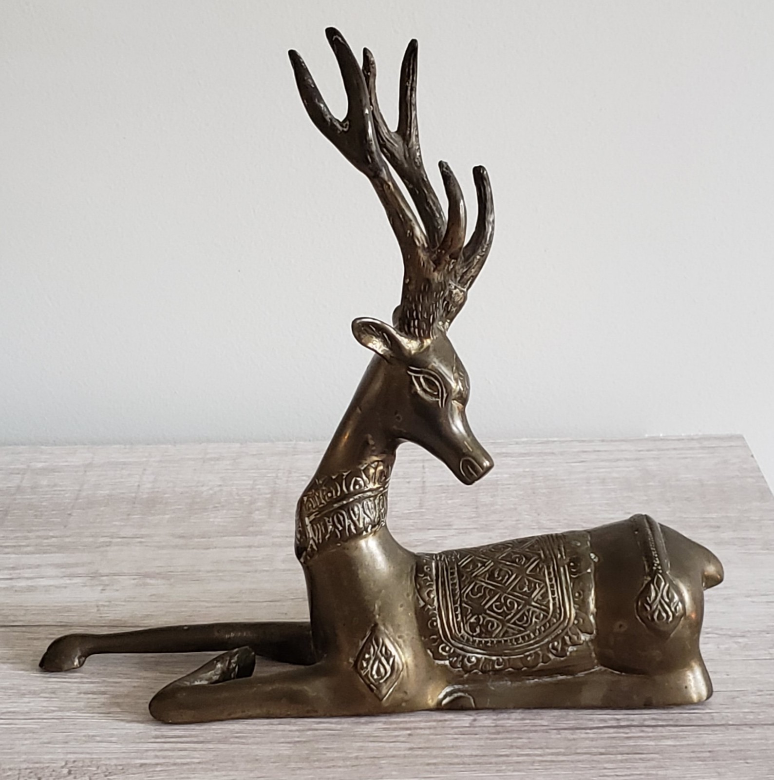 Sarreid Style MCM Brass Resting Reindeer Statue Hollywood Regency 8 1/4” Long