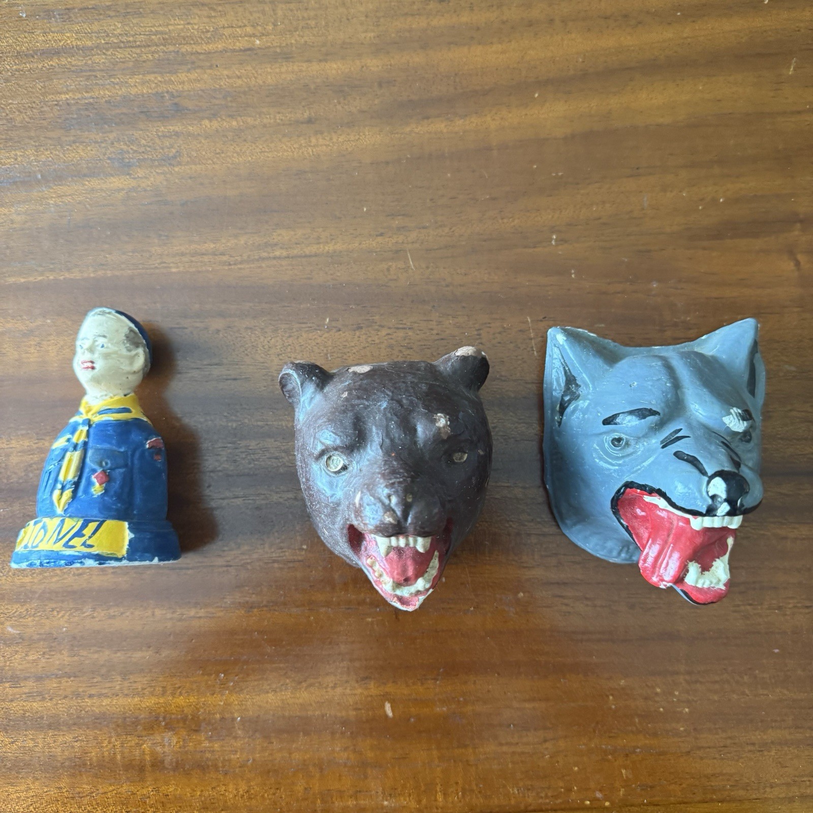 Vintage Boy Scout Cub Scout Plaster Camp Craft Wolf Bear Lionel Wall Plaque Lot