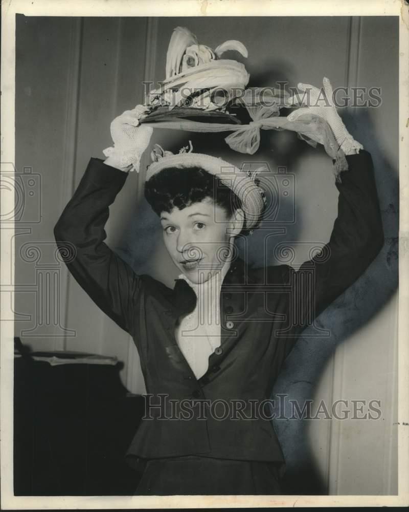 1949 Press Photo Dancer Iva Kitchell with Hats - nox27376 1949 Press Photo Dancer Iva Kitchell with Hats - nox27376