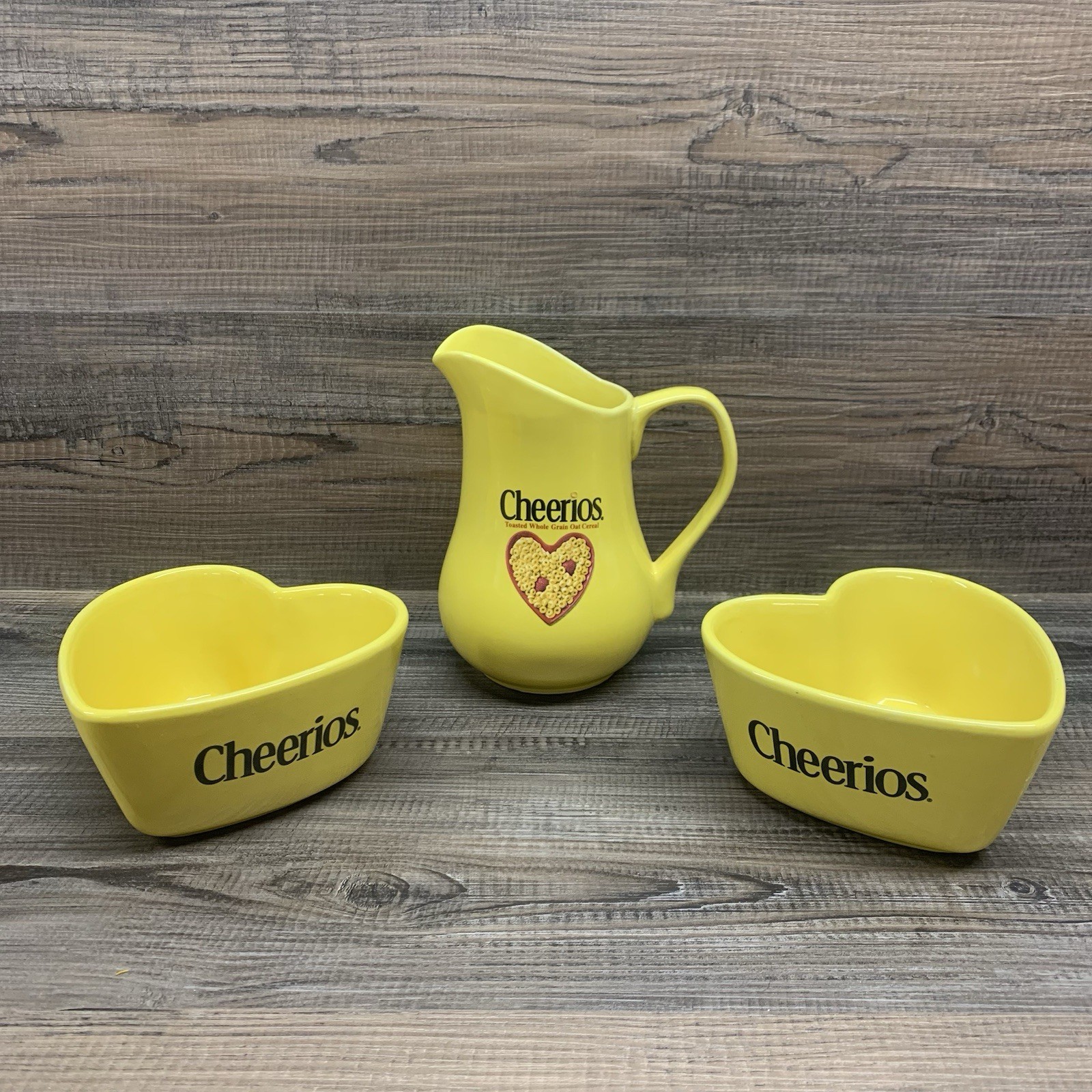 General Mills Cheerios Advertising Yellow Milk Pitcher & Heart Shaped Bowls RARE
