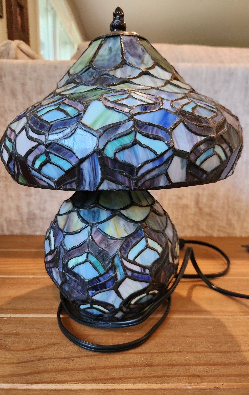 Vintage 2001 Tiffany Style Peacock Mushroom Lamp Double Lit Stained Glass 12” Vintage 2001 Tiffany Style Peacock Mushroom Lamp Double Lit Stained Glass 12”