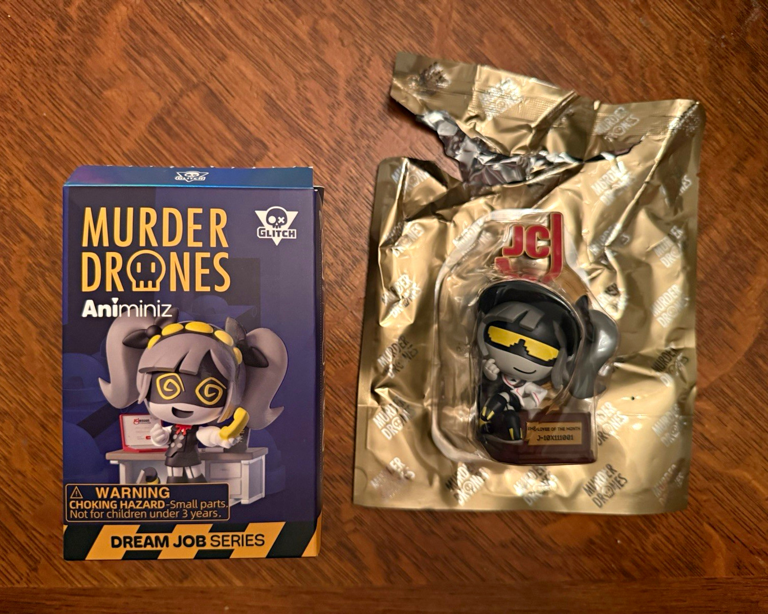 Glitch Murder Drones Animiniz Dream Job Series Super Rare Employee of the Month 