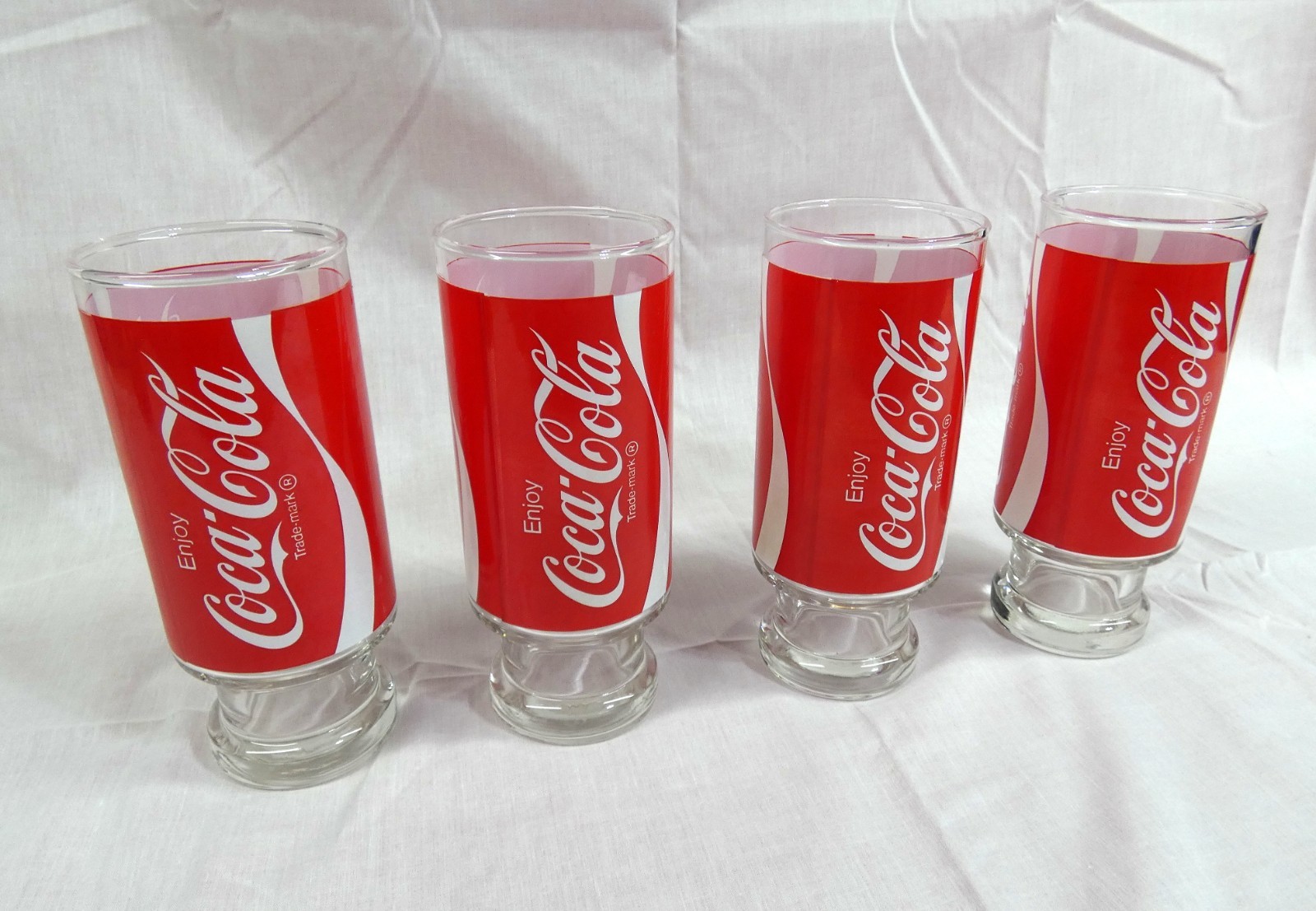 Vintage Coca-Cola Coke Pedestal Fountain Glasses - 1970s - Set of 4 - MINT COND Vintage Coca-Cola Coke Pedestal Fountain Glasses - 1970s - Set of 4 - MINT COND