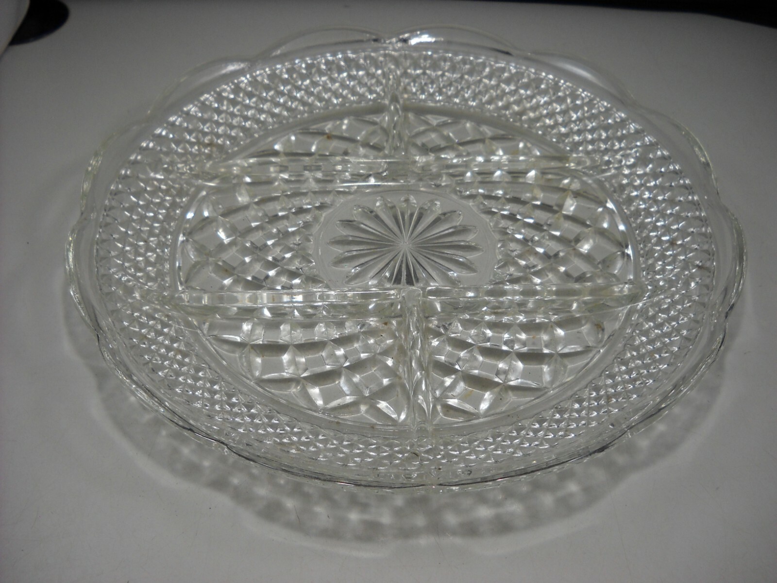 Anchor Hocking Wexford Clear Criss-Cross Glass 5 Part Divided Relish Dish Anchor Hocking Wexford Clear Criss-Cross Glass 5 Part Divided Relish Dish