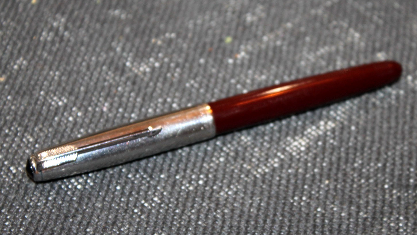 VINTAGE PARKER 51 AEROMETRIC FOUNTAIN PEN CORDOVAN BROWN LUSTRALOY CAP 14KT NIB