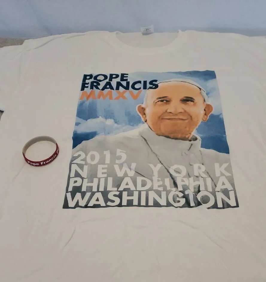 POPE FRANCIS MMXV ~ Philadelphia, New York, Washington Visit ~ Tshirt & Bracelet
