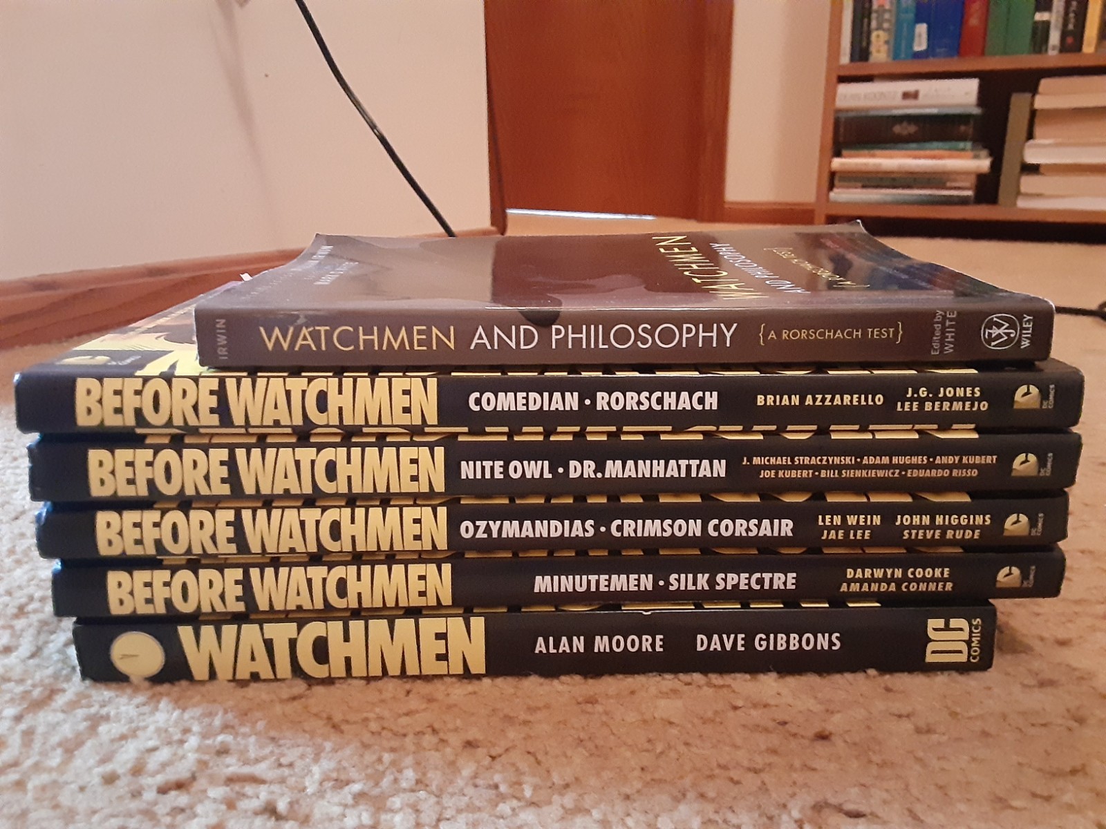 Before Watchmen Deluxe Hardcover Set 4 Books + Watchmen + Watchmen & Philosophy