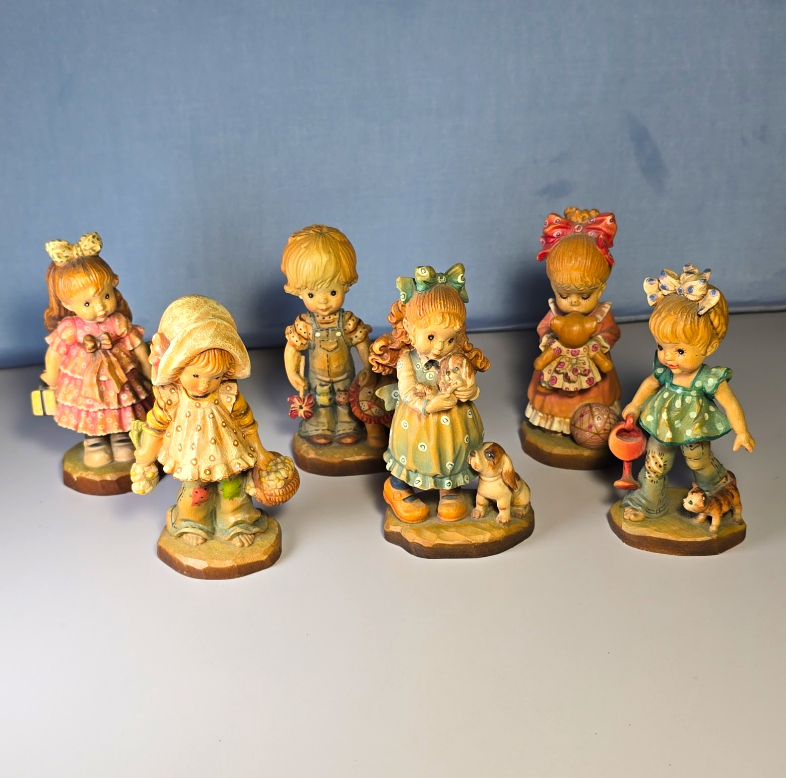 ANRI Sarah Kay Hand Carved Hand Painted Wood Figurines Set of 6 Italy