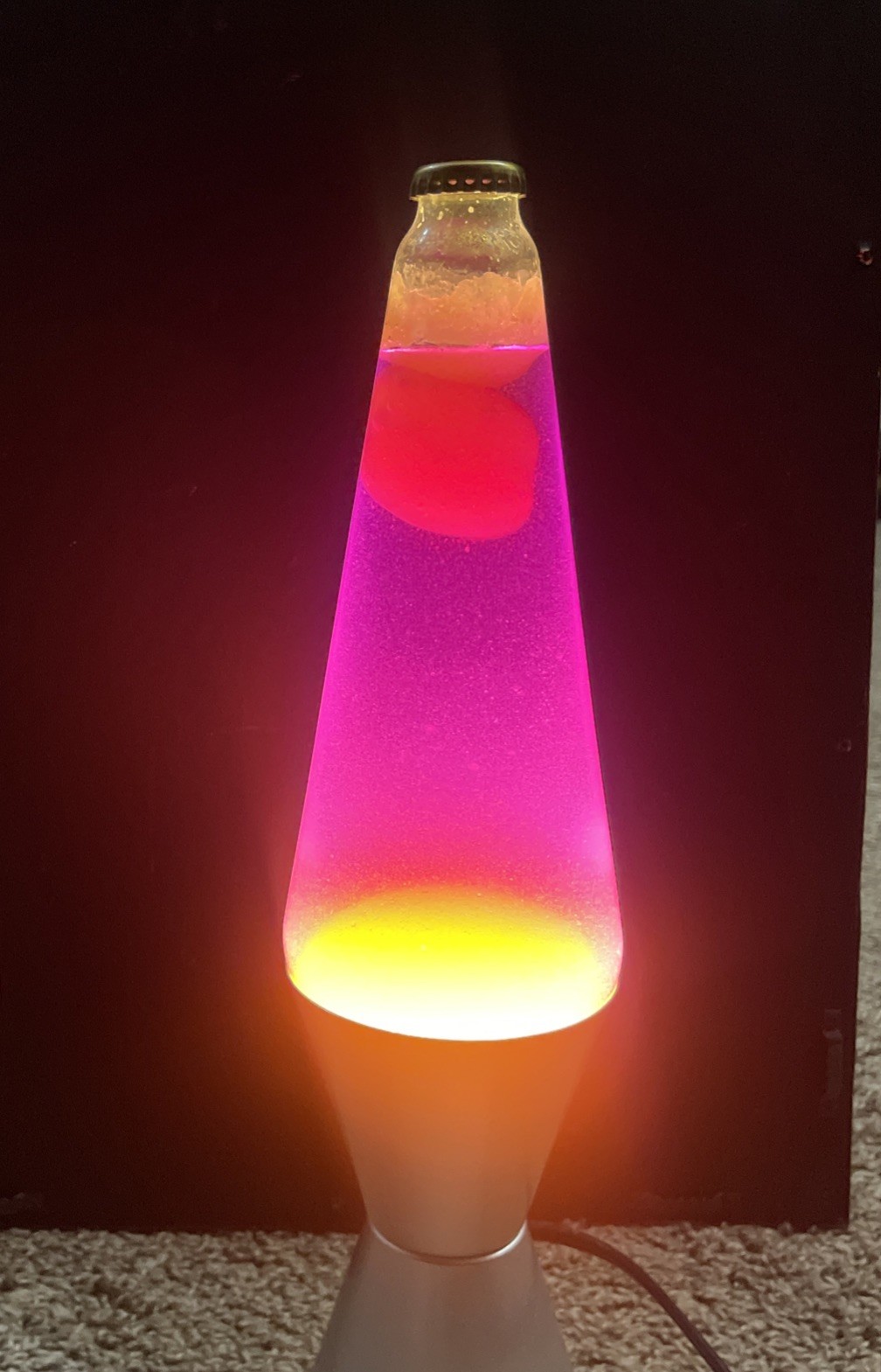 Sun-Lite Yellow Wax / Purple Medium Lava Lamp 