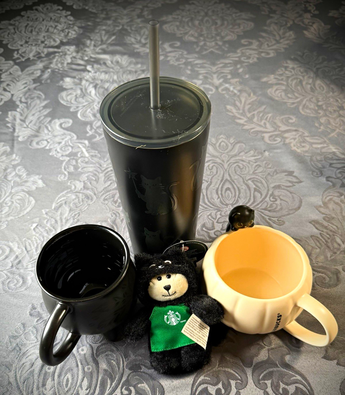 Starbucks 2026 halloween edition black cat collab