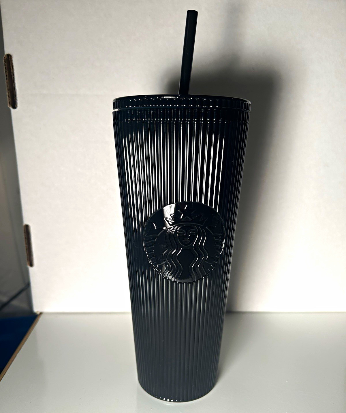 Starbucks Black Ribbed Tumbler Cup w/ Lid & Straw, Siren Logo 24oz
