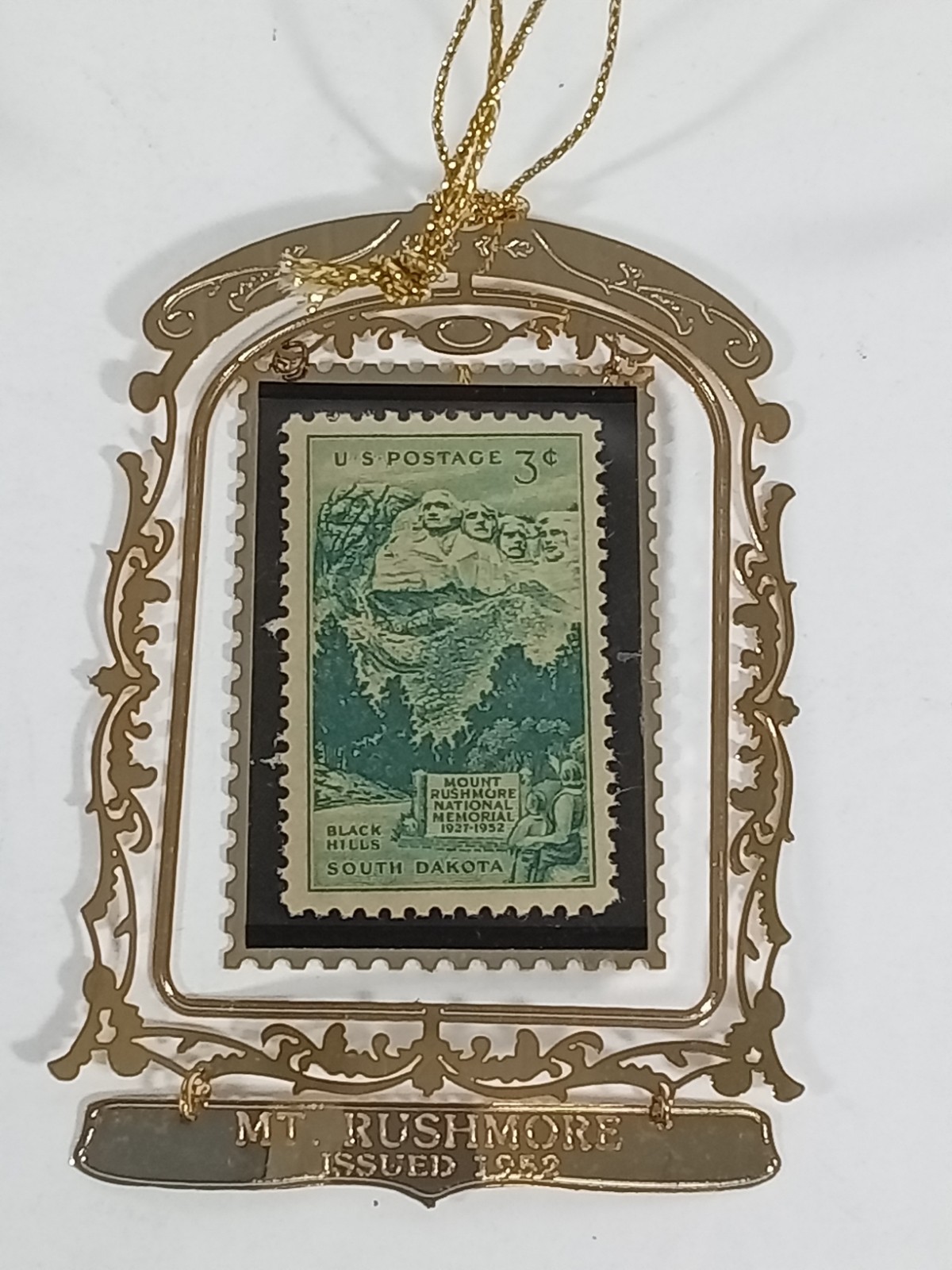 Vintage South Dakota Mt. Rushmore 24K Gold Finish Brass Christmas Ornament Vintage South Dakota Mt. Rushmore 24K Gold Finish Brass Christmas Ornament