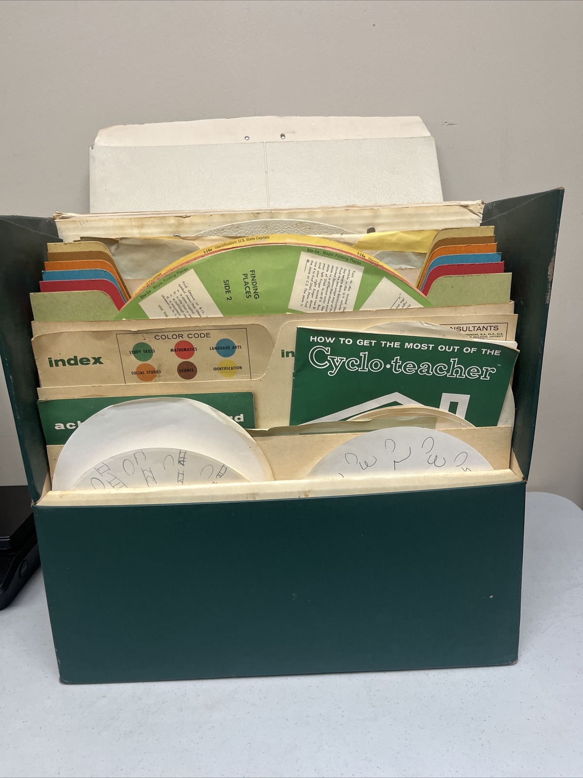 Vintage Cyclo-Teacher World Book Learning Aid Home School Study 1960’s
