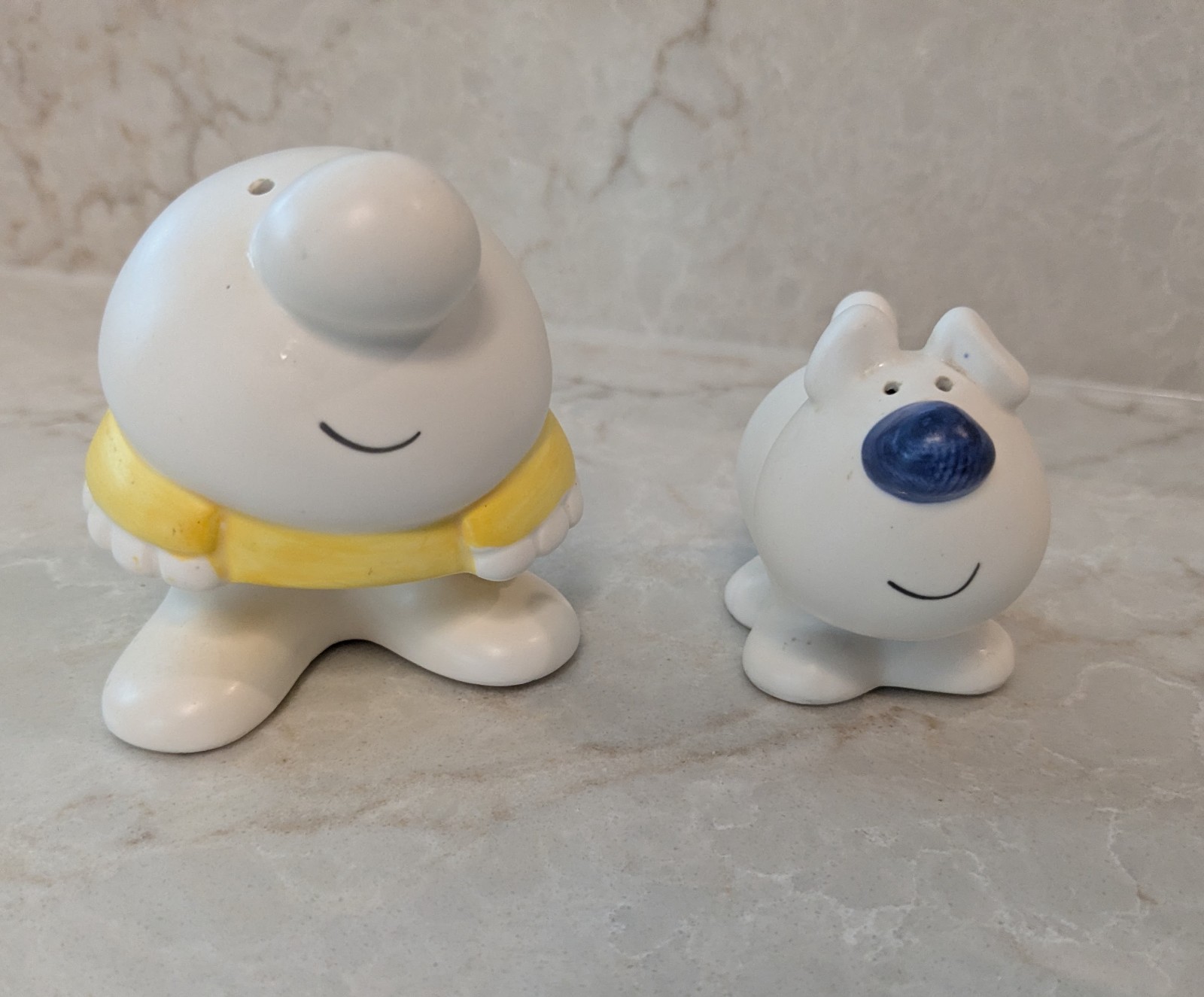 Vintage 1979 Ziggy & Fuzz Salt and Pepper Shakers Ceramic Japan WWA Tom Wilson