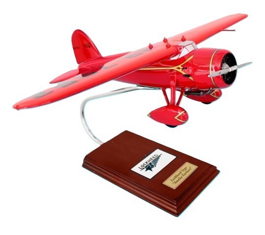 Lockheed Vega 5B Amelia Earhart NR-7952 Desk Top Display 1/24 Model SC Airplane