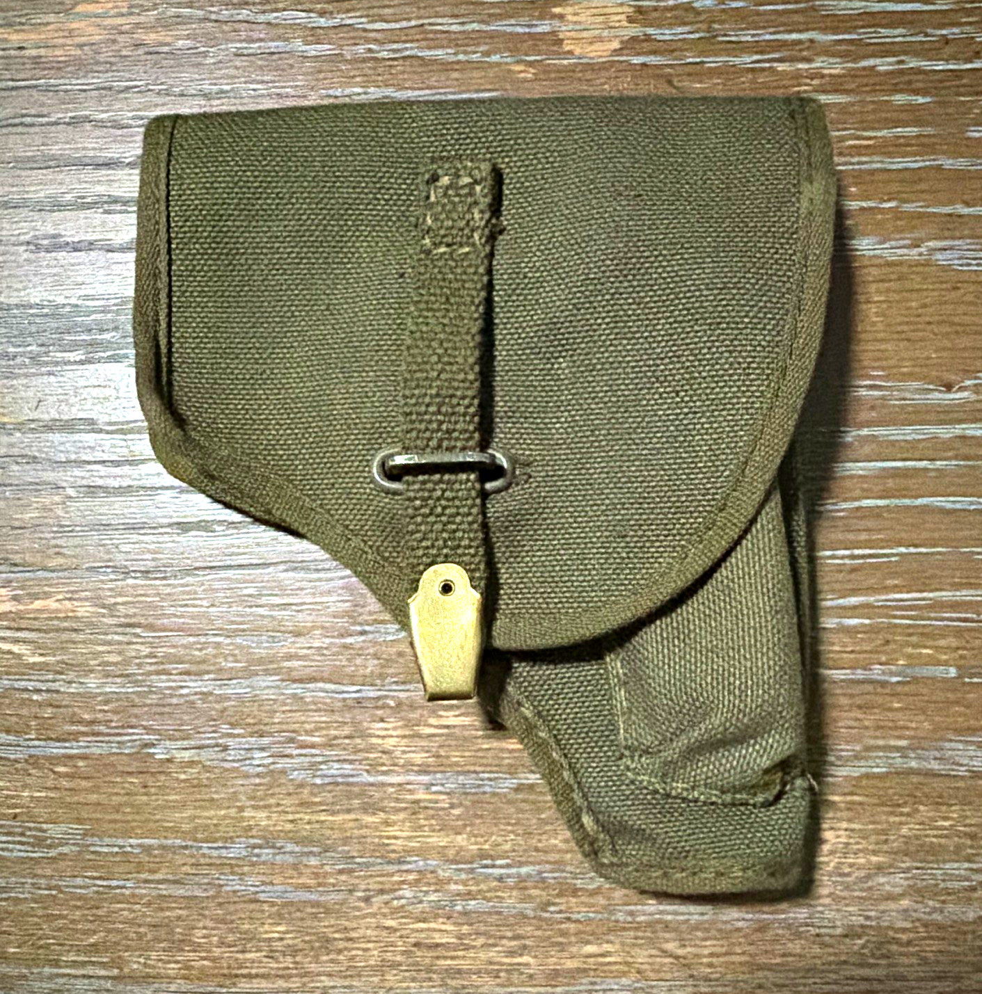 WWII British Original Canvas Pistol Holster Pouch w/ Flap Closure & Belt Loops WWII British Original Canvas Pistol Holster Pouch w/ Flap Closure & Belt Loops