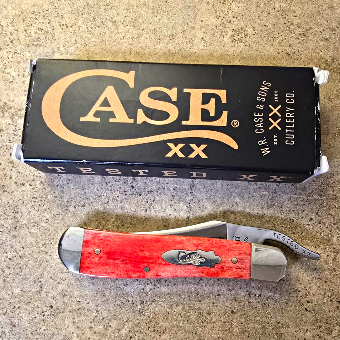 Case XX Old Red Bone Smooth RussLock 61953L SS Pocketknife 11322 2022