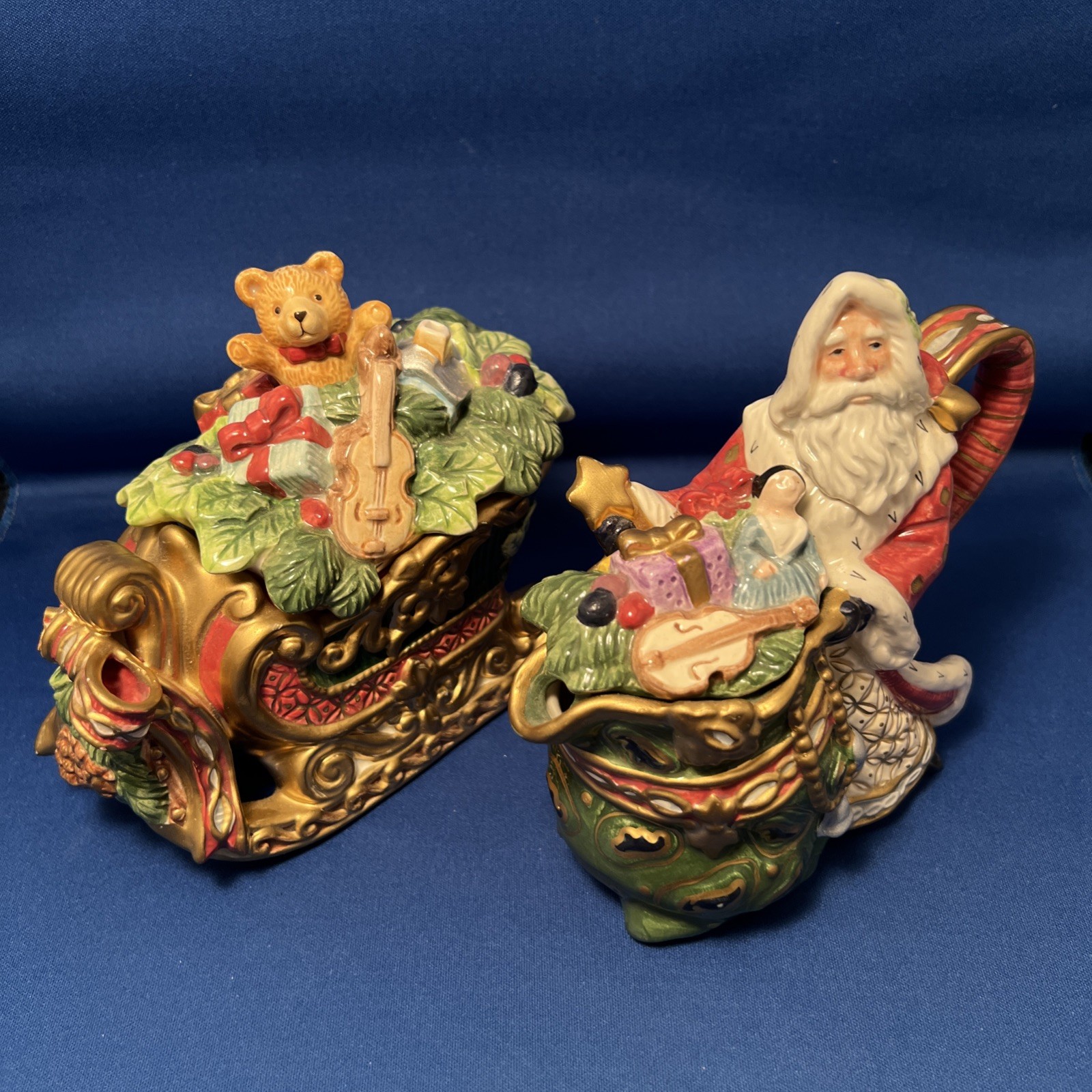 Vtg Fitz & Floyd Florentine Christmas Sugar & Creamer Set Santa Sleigh 5x6” READ
