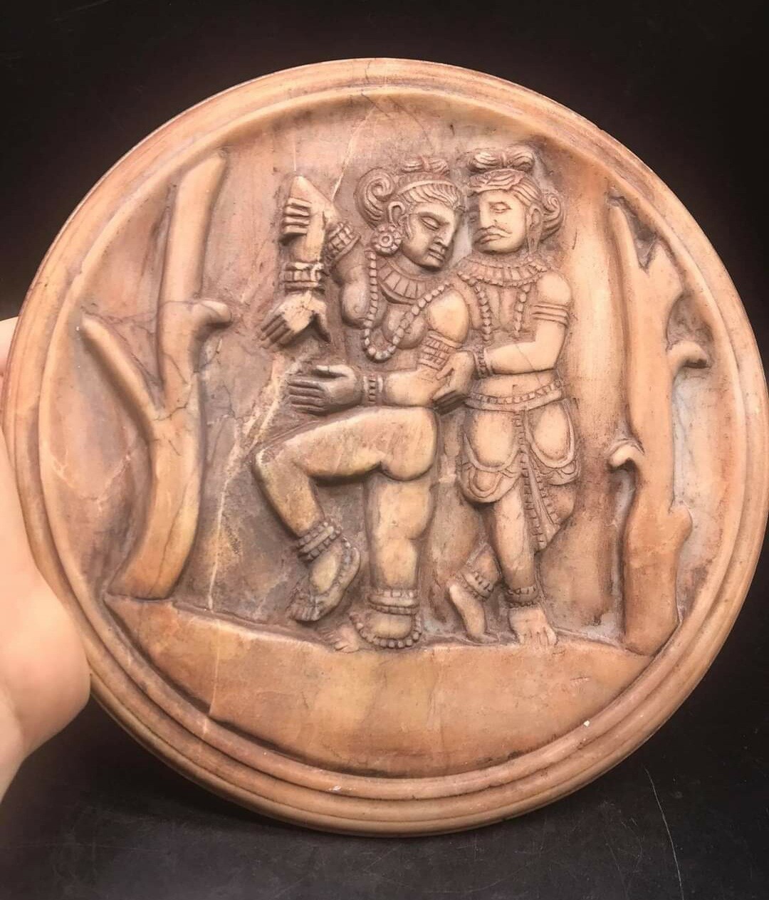 Ghandhara Civiliztion RARE Old Jasper Stone Groom & Bride Craved Antique Plate Ghandhara Civiliztion RARE Old Jasper Stone Groom & Bride Craved Antique Plate