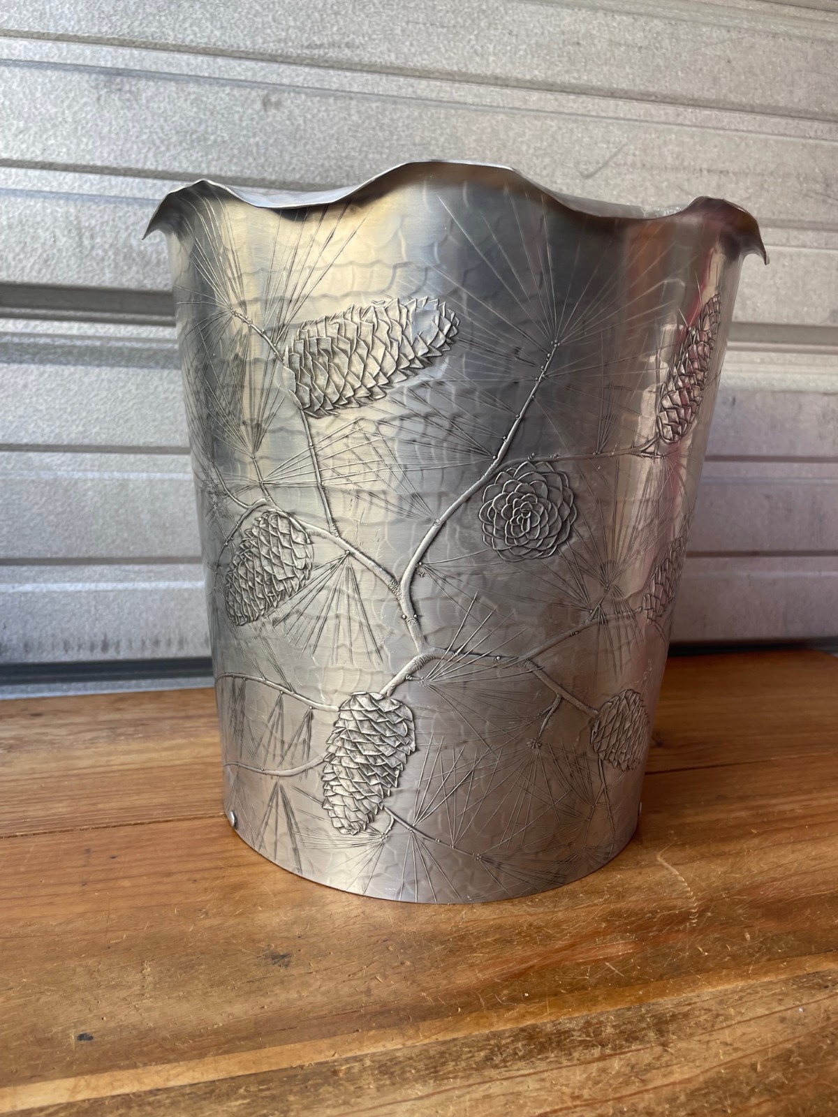 Vintage Wendell August Forge Hand Hammered Aluminum Waste Basket Pine Cone 10