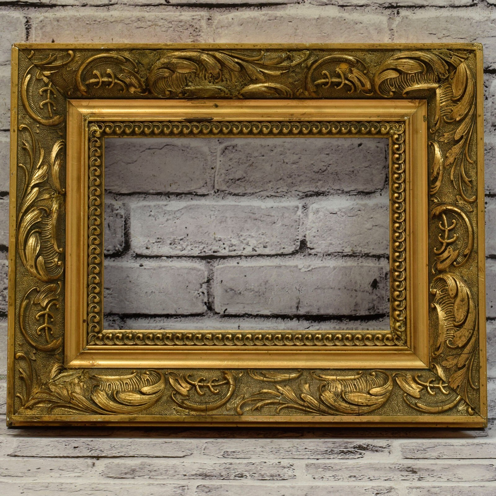 Ca. 1900-1930 old wooden devorative painting frame 11.8 x 8.3 in inside