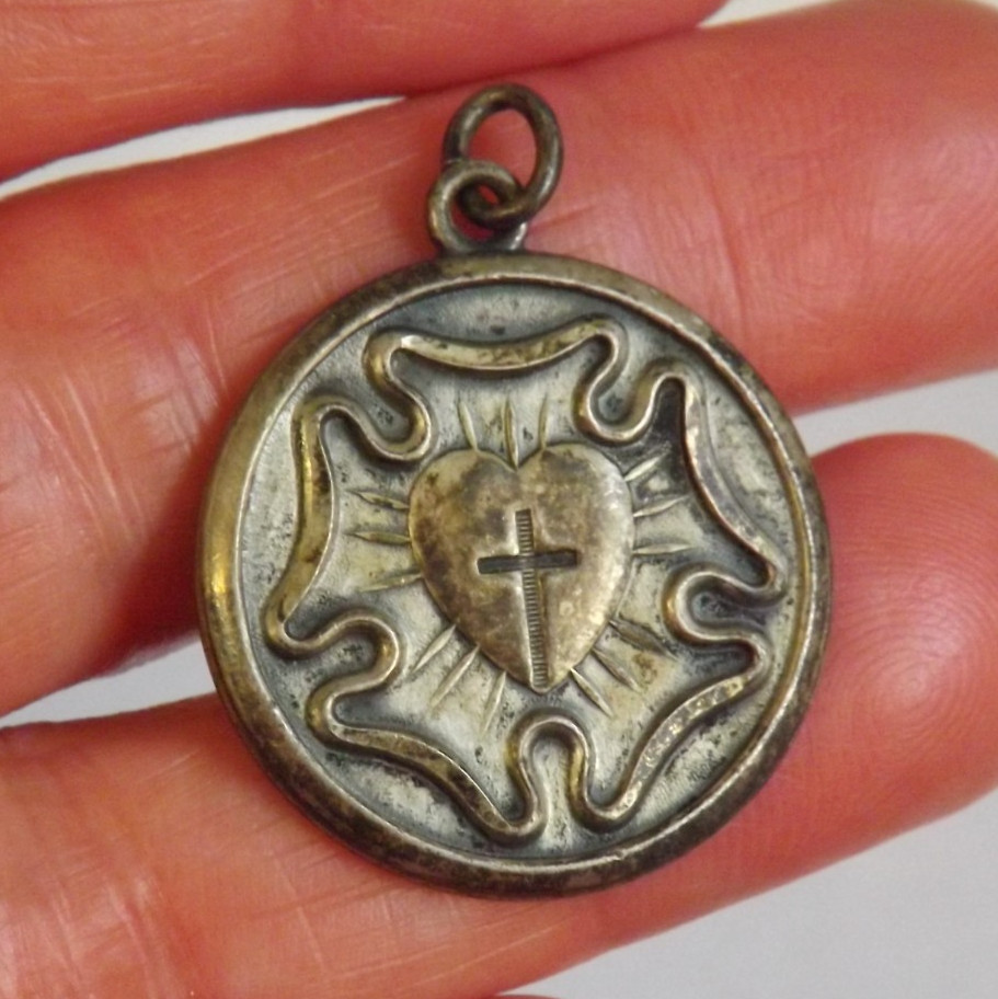 Sterling silver religious I am a Lutheran rose cross symbol charm pendant medal