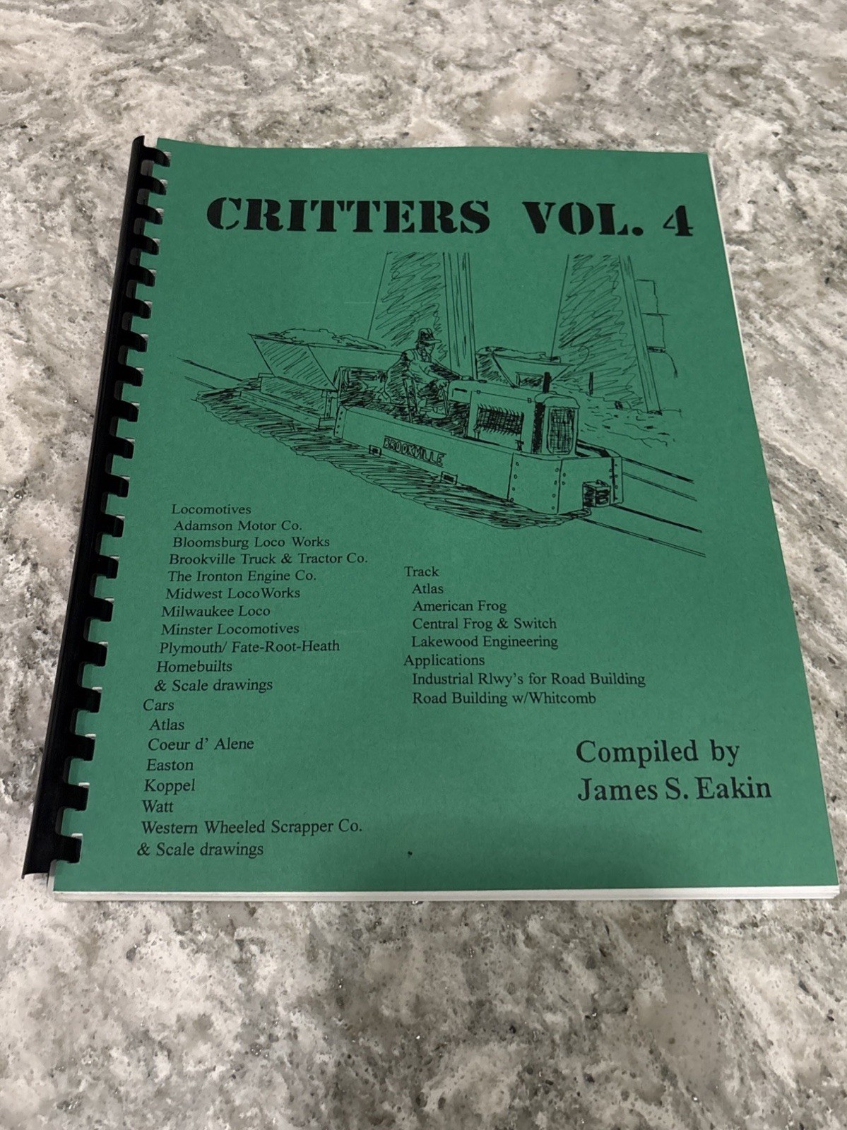 ‼️RARE‼️CRITTERS VOL. 4 (Eakin, 2002) SB