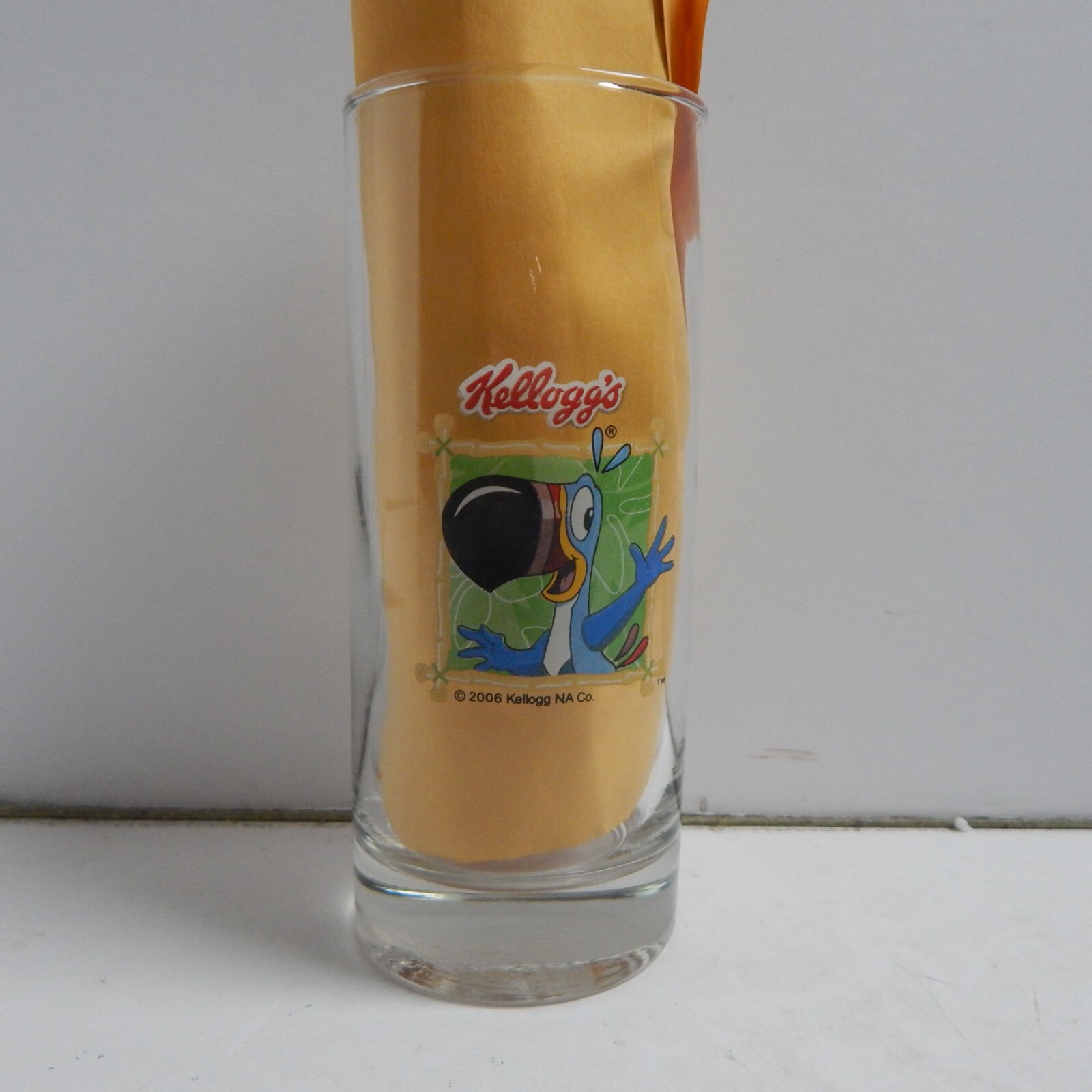 2006 KELLOGG\'S Fruit Loops Glass Cereal Manafacturer   TOUCAN SAM Mascot Bird