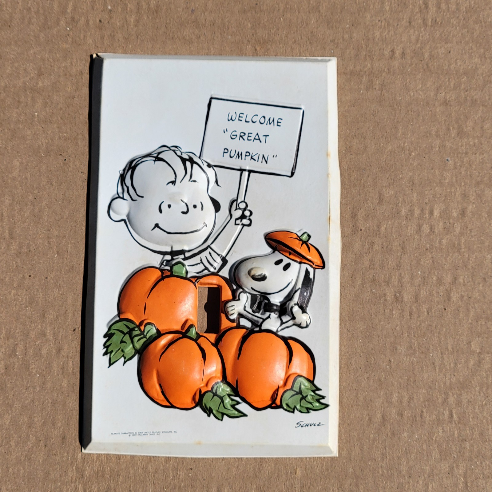 Vintage 1969 Hallmark Peanuts Great Pumpkin Linus Snoopy Switch Plate Cover RARE