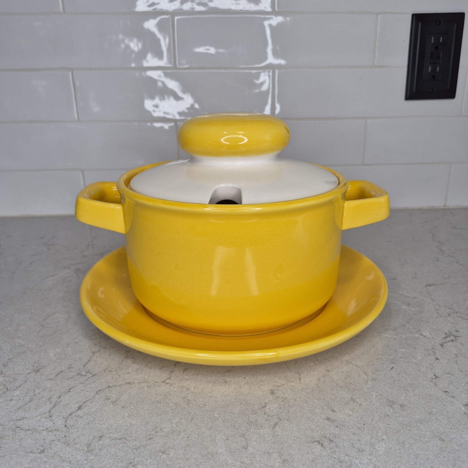 MCM Ceramic Covered Dish Casserole & Plate Retro Yellow Big Knob Vintage Japan