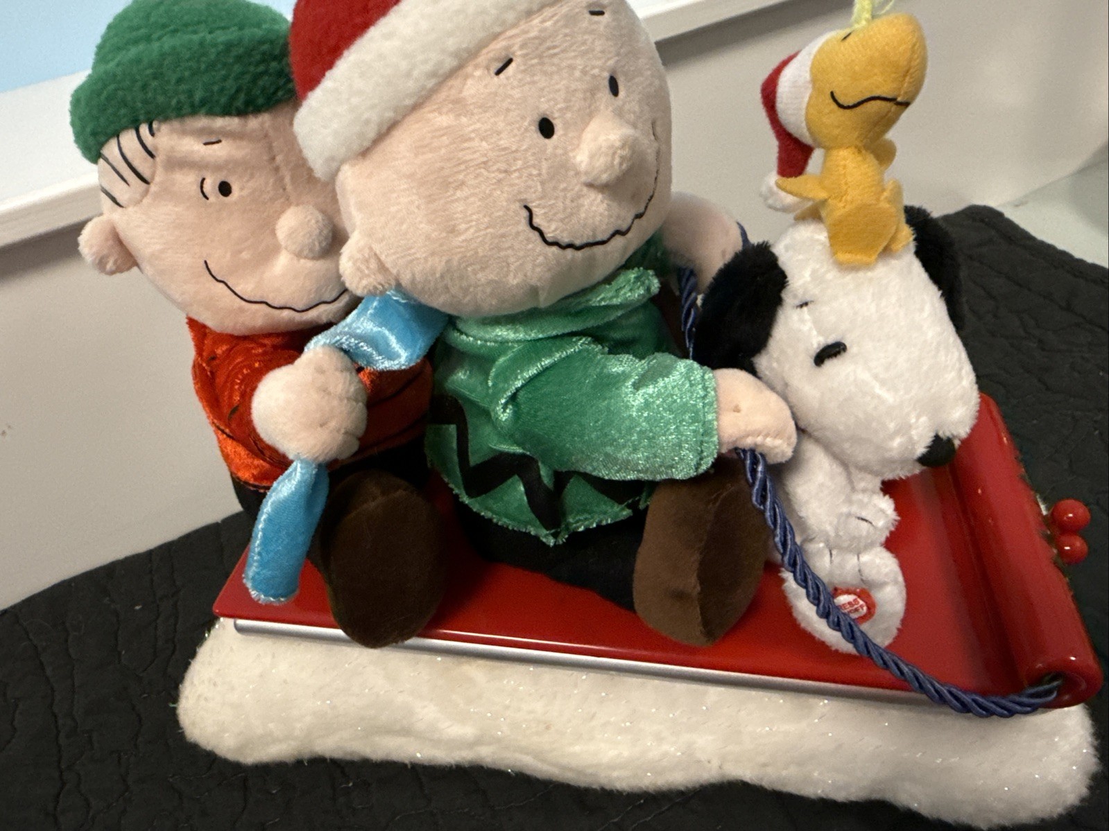 Vintage Gemmy Peanuts Snoopy Charlie Brown Linus Sleigh WE PLAY & WIGGLE WORKS Vintage Gemmy Peanuts Snoopy Charlie Brown Linus Sleigh WE PLAY & WIGGLE WORKS