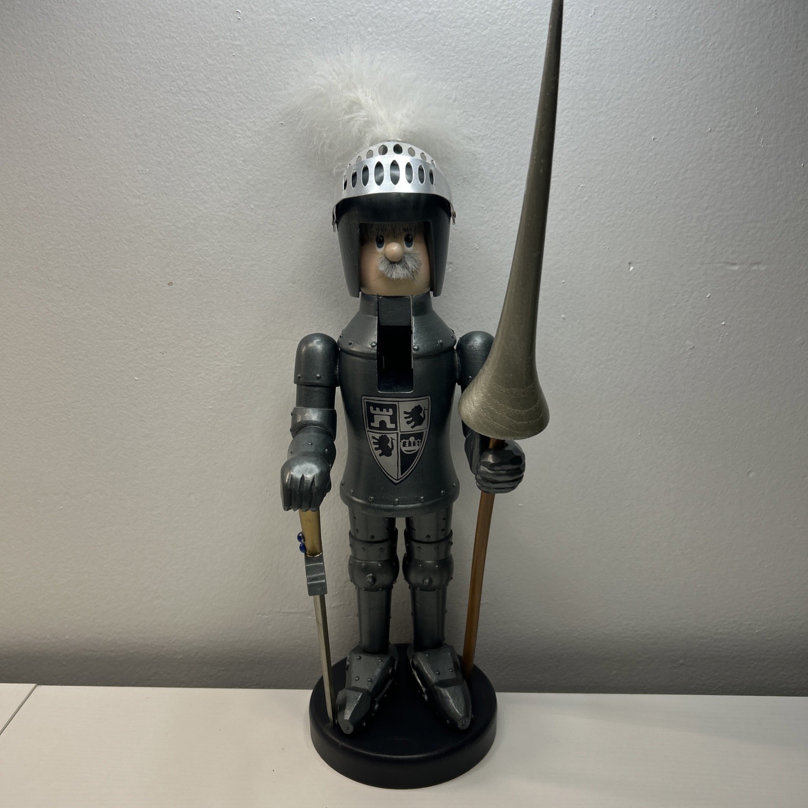 Vintage 1998 Zims Heirloom Collectibles Discontinued Nutcracker Knight