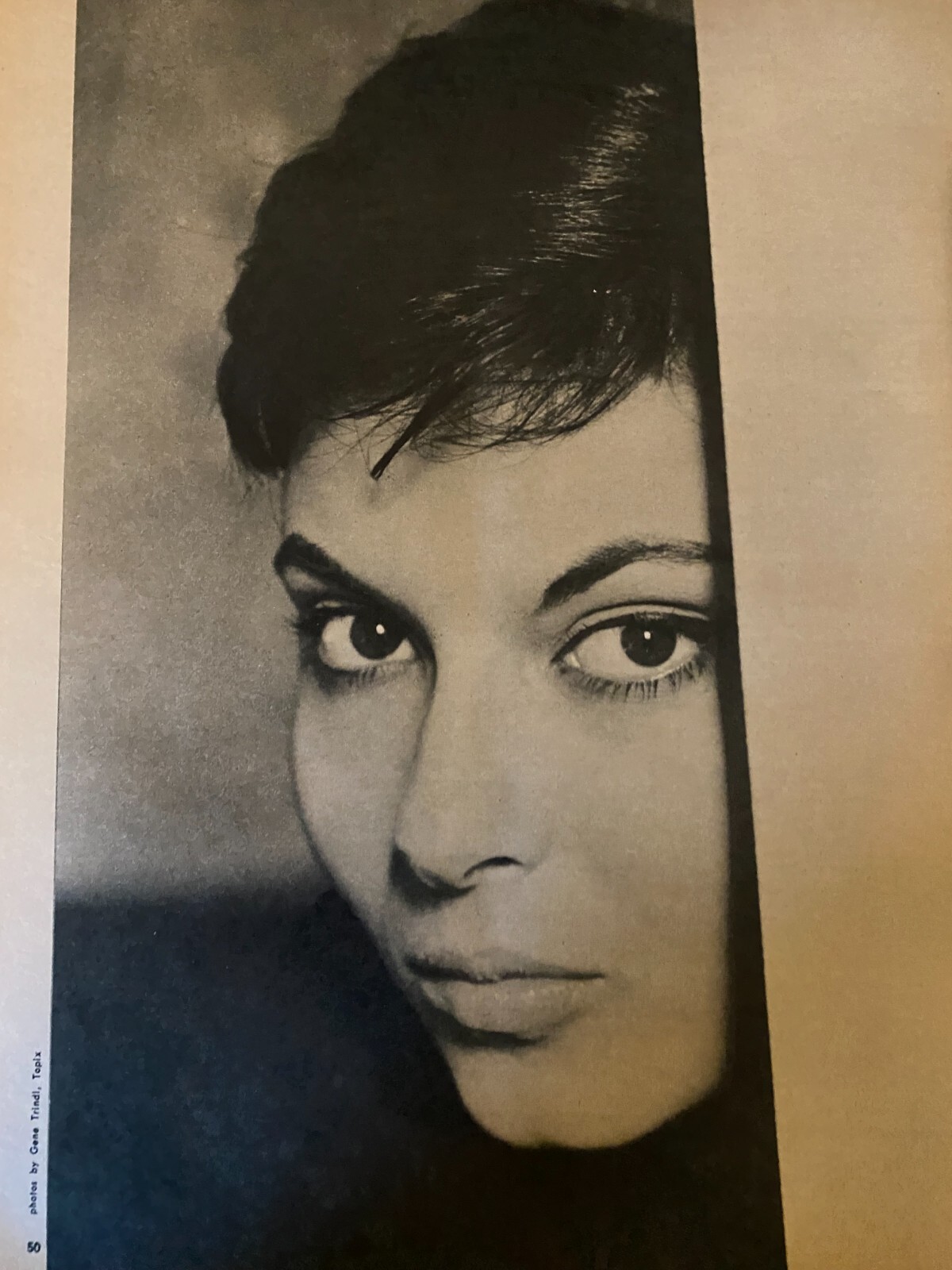 Elana Eden, Full Page Vintage Pinup